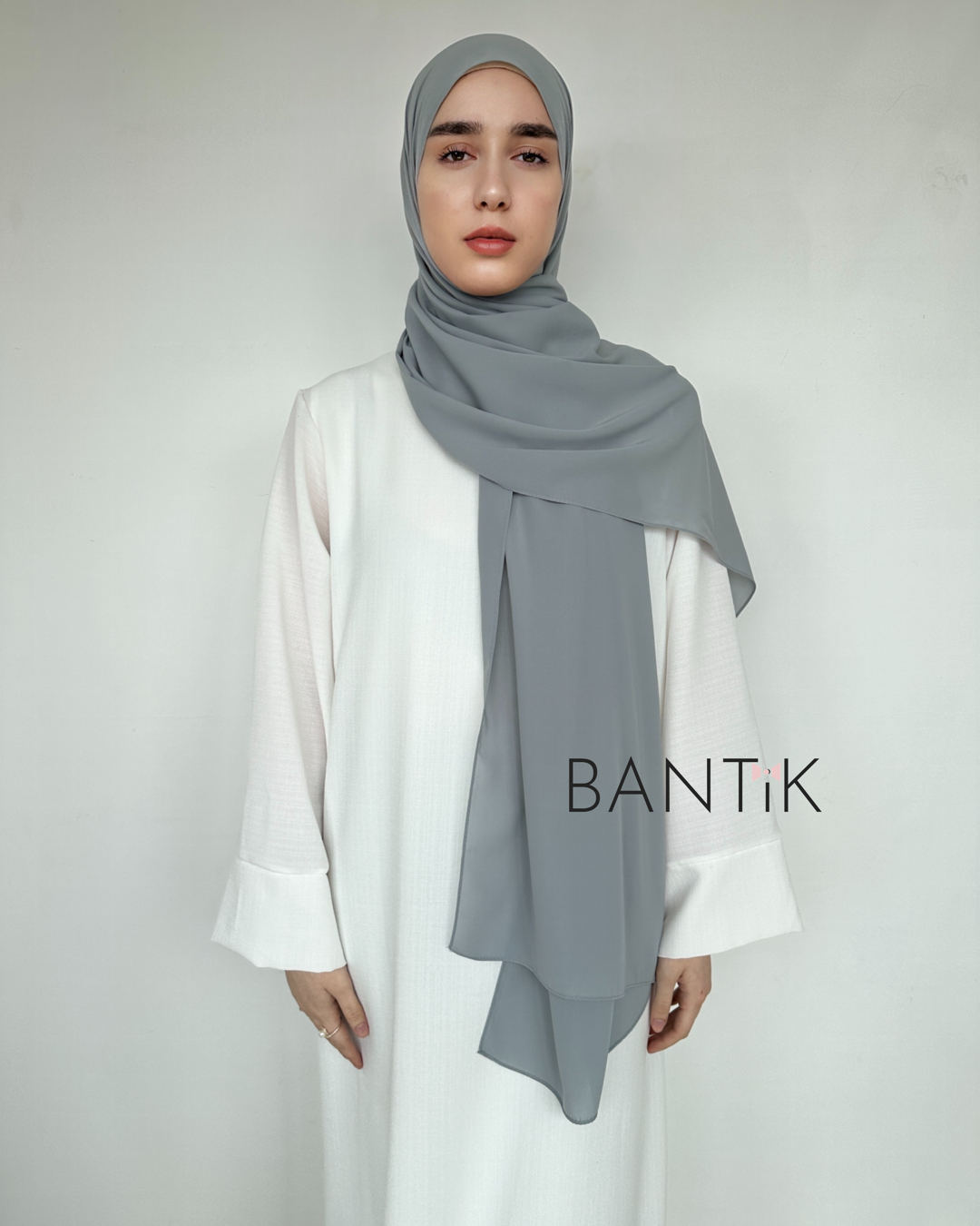 HIJAB SOIE DE MÈDINE GRIS