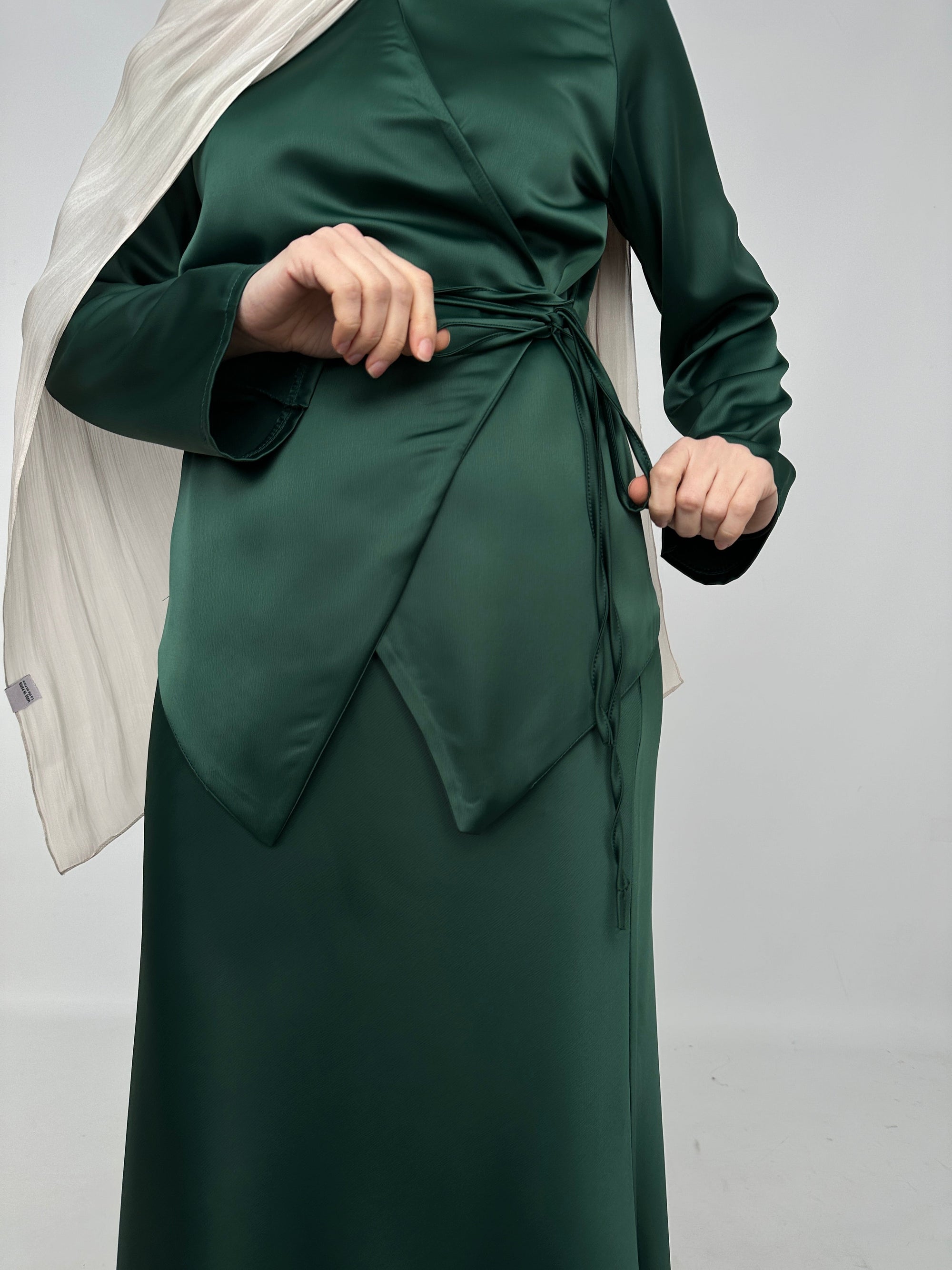 ENSEMBLE JUPE ET KIMONO