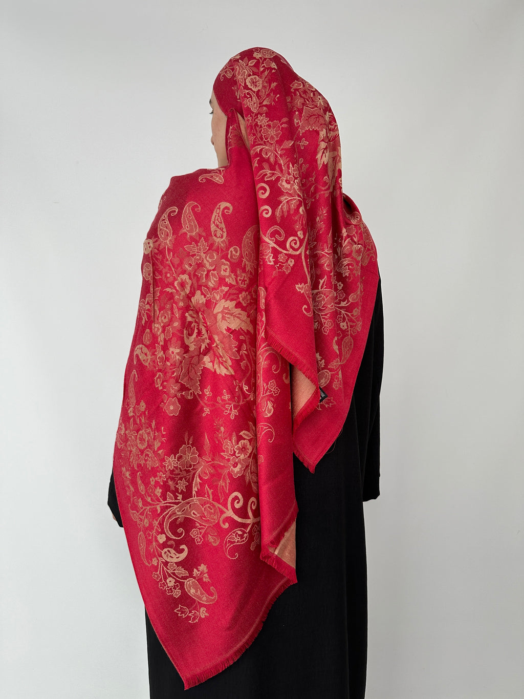 PASHMINA À MOTIFS SATINÉ
