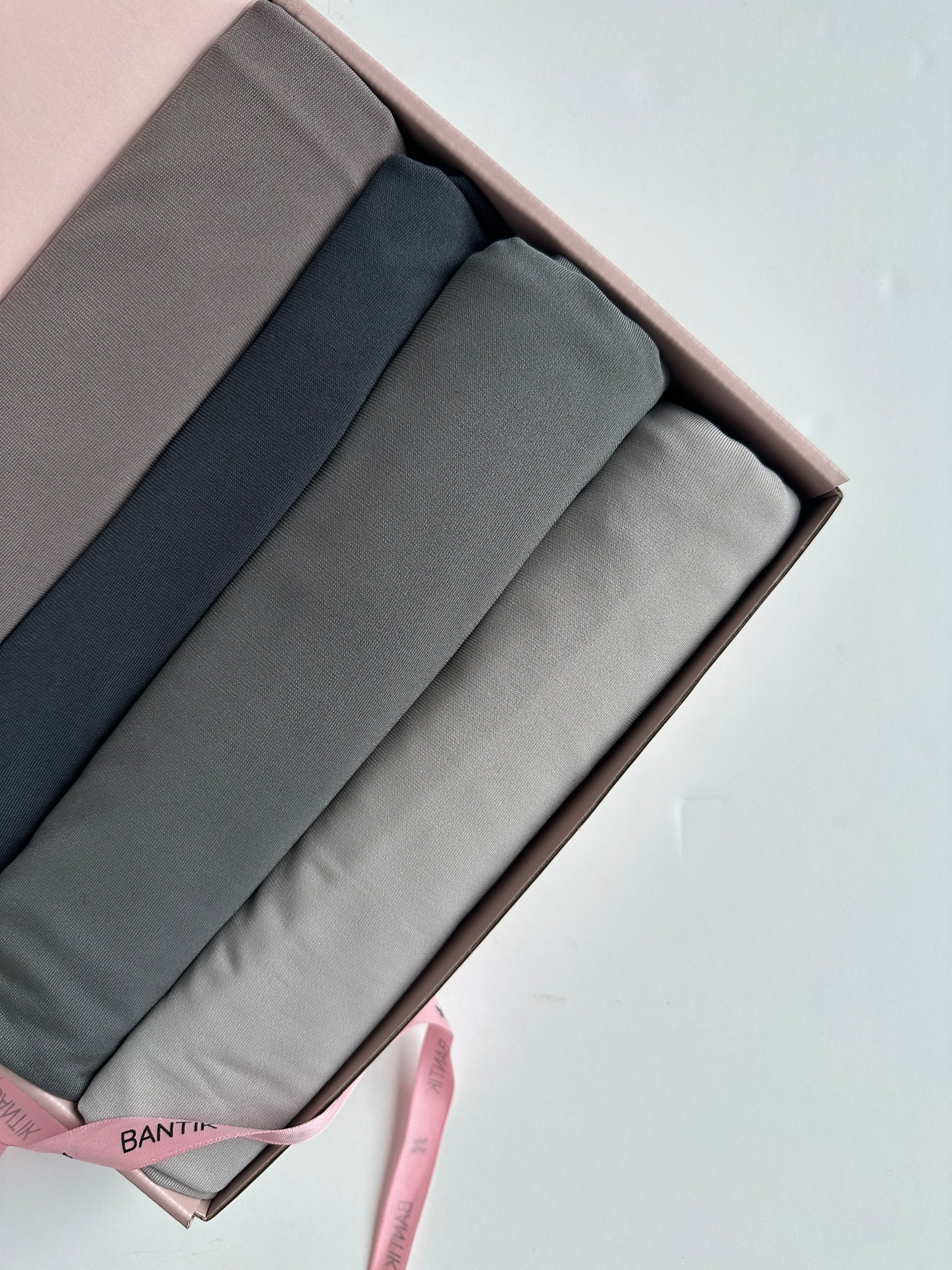 BOX 4 HIJABS JERSEY PREMIUM XL À NOUER