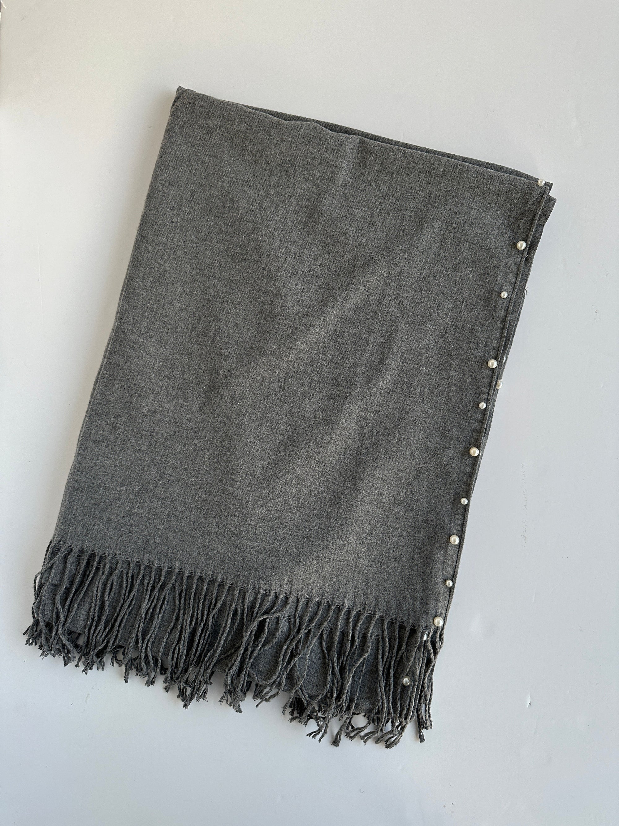 CHÂLE GRIS PERLES