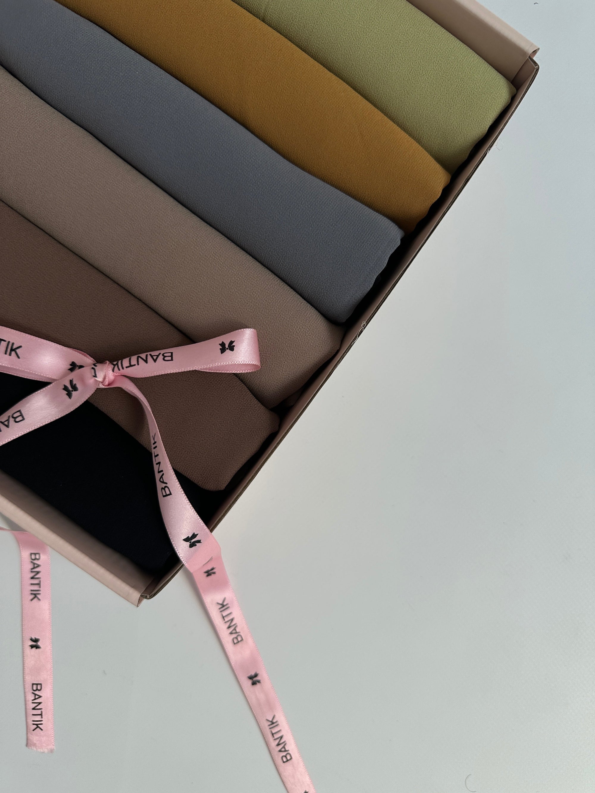 BOX DE 6 HIJAB EN MOUSSELINE