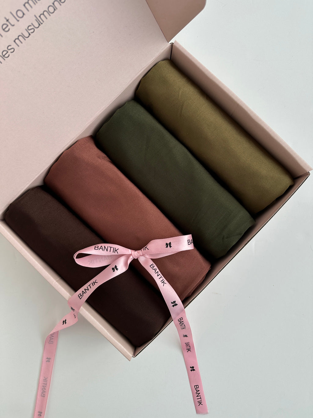 BOX DE 4 HIJABS JERSEY SATINE