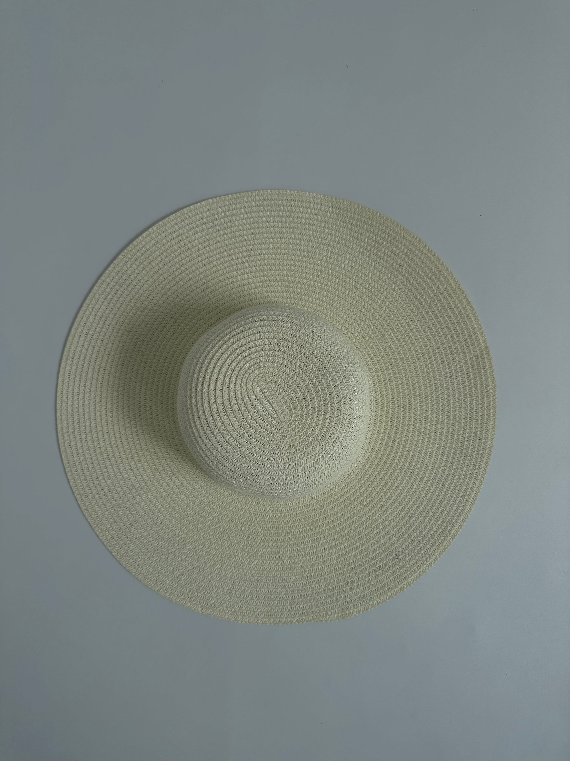 CHAPEAU DE PLAGE