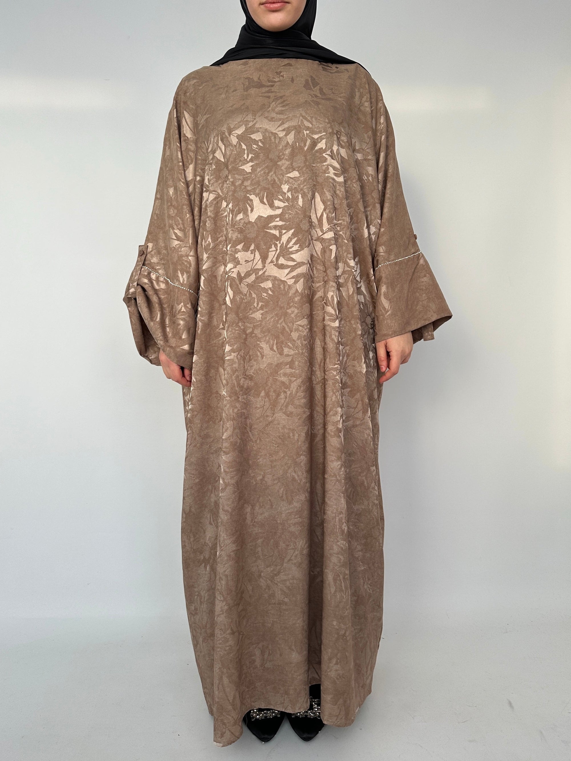 ABAYA LARGE ÉLÉGANTE