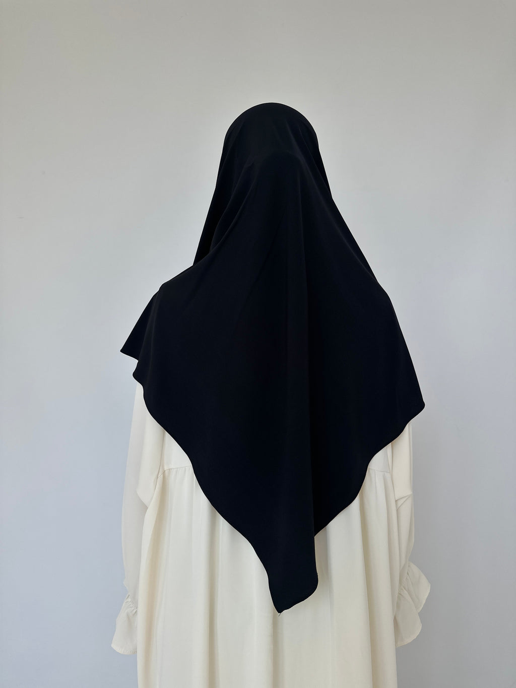 HIJAB CARRÉ JERSEY PLUME