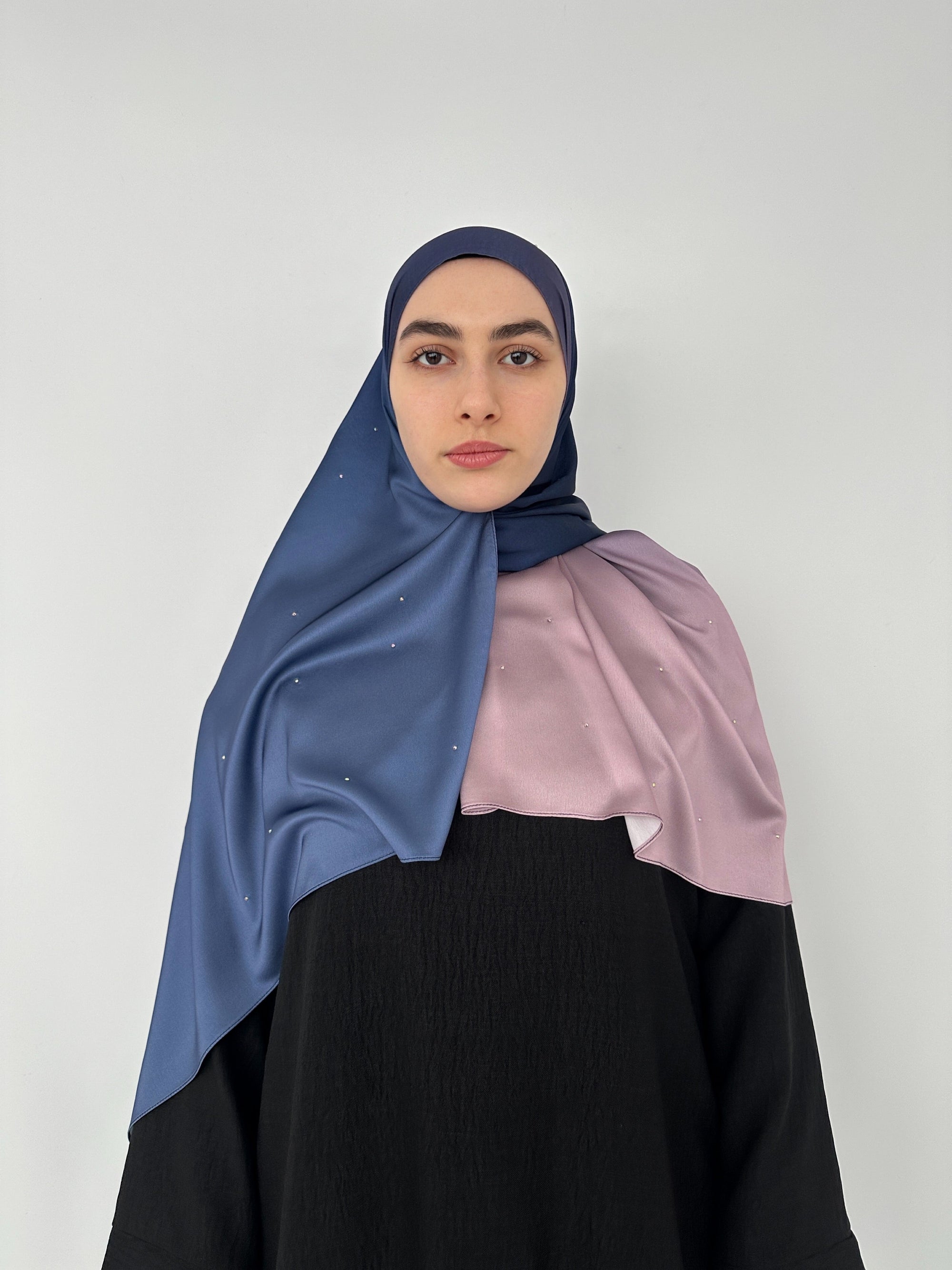 HIJAB SATIN AVEC STRASS