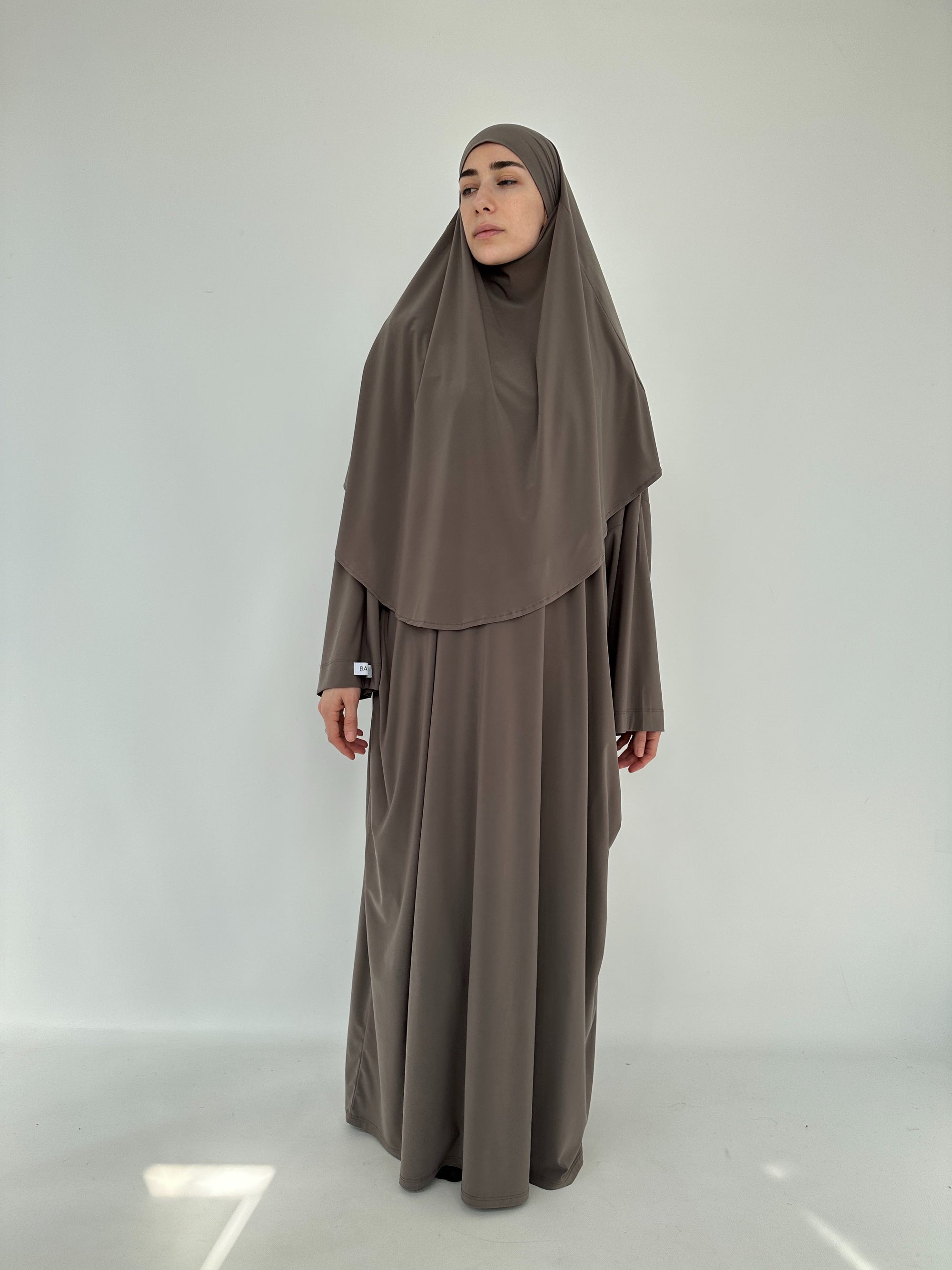 ENSEMBLE NOUR EN JERSEY