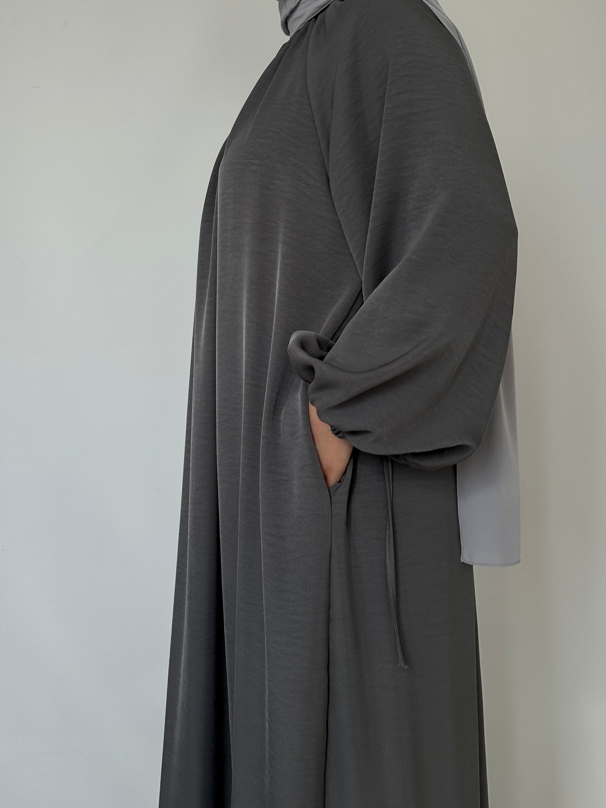 ABAYA HALA GRIS