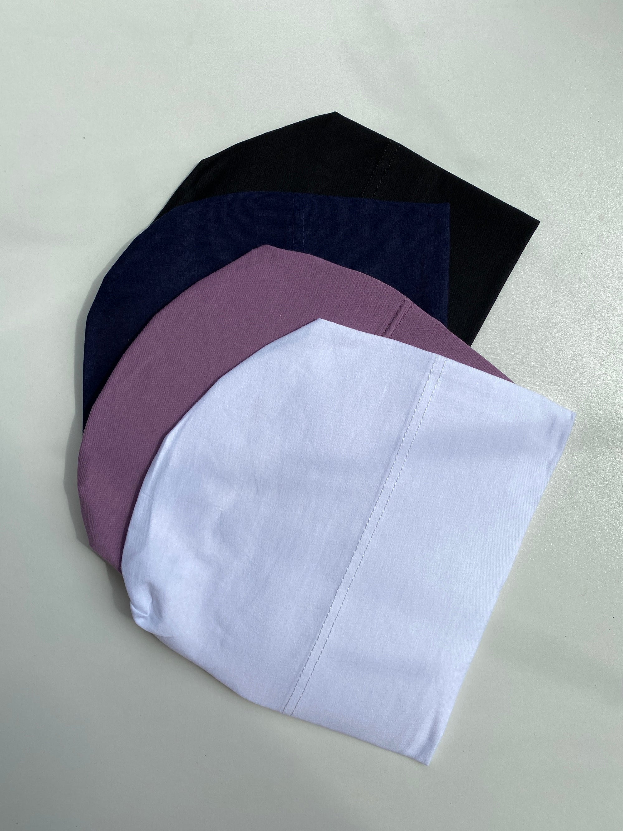 BOX BONNETS FERME