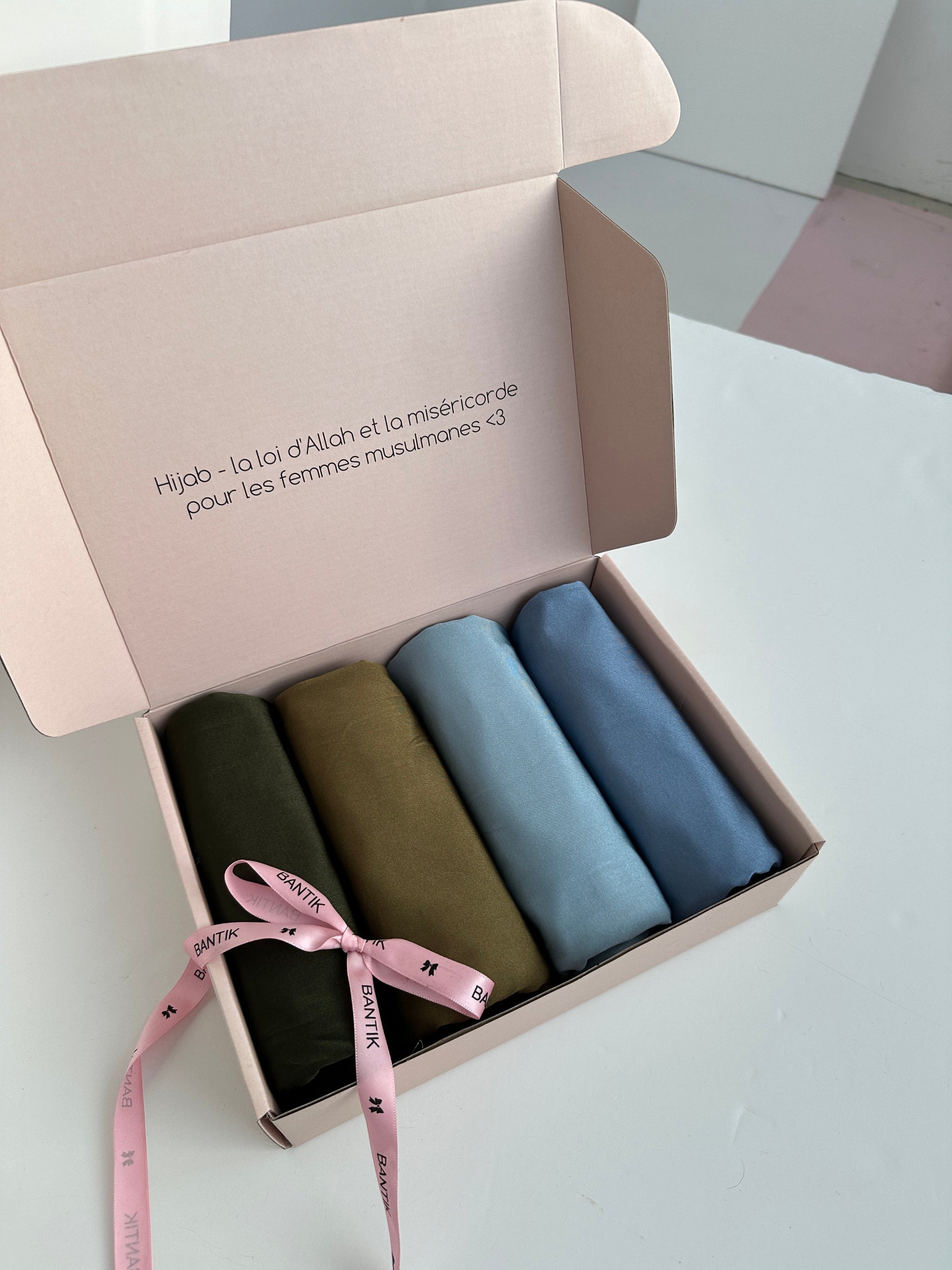 BOX DE 4 HIJABS JERSEY SATINE