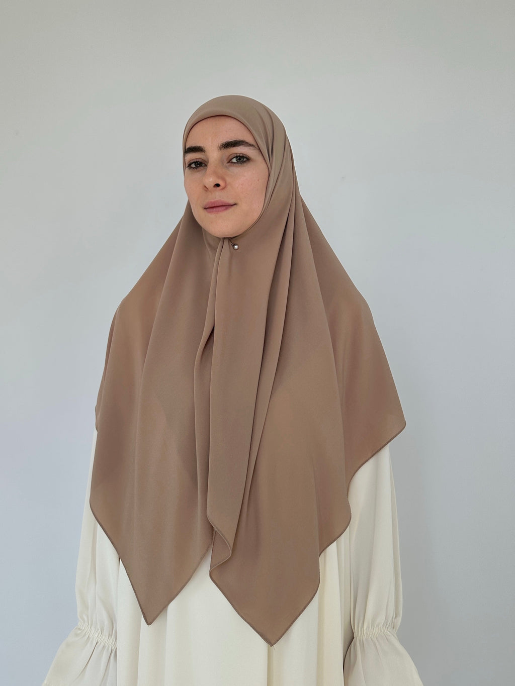 HIJAB CARRÉ JERSEY PLUME
