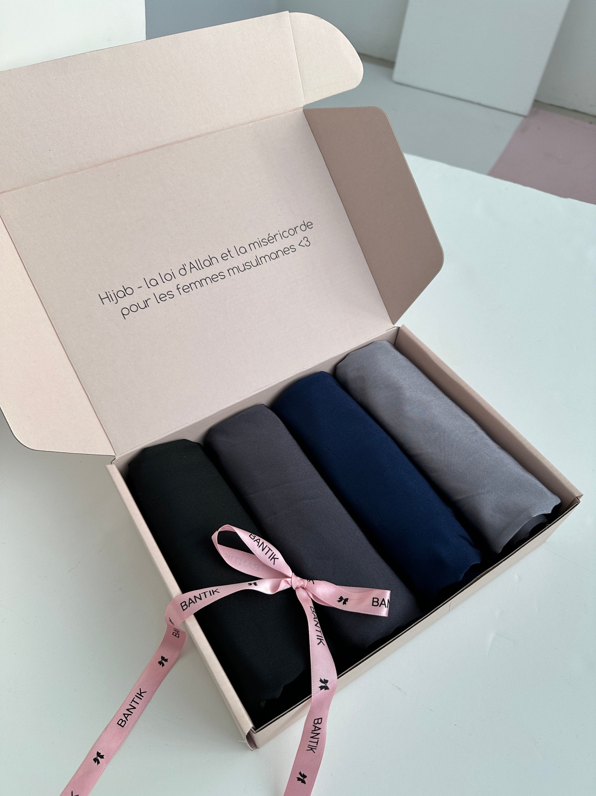 BOX DE 4 HIJABS JERSEY SATINE