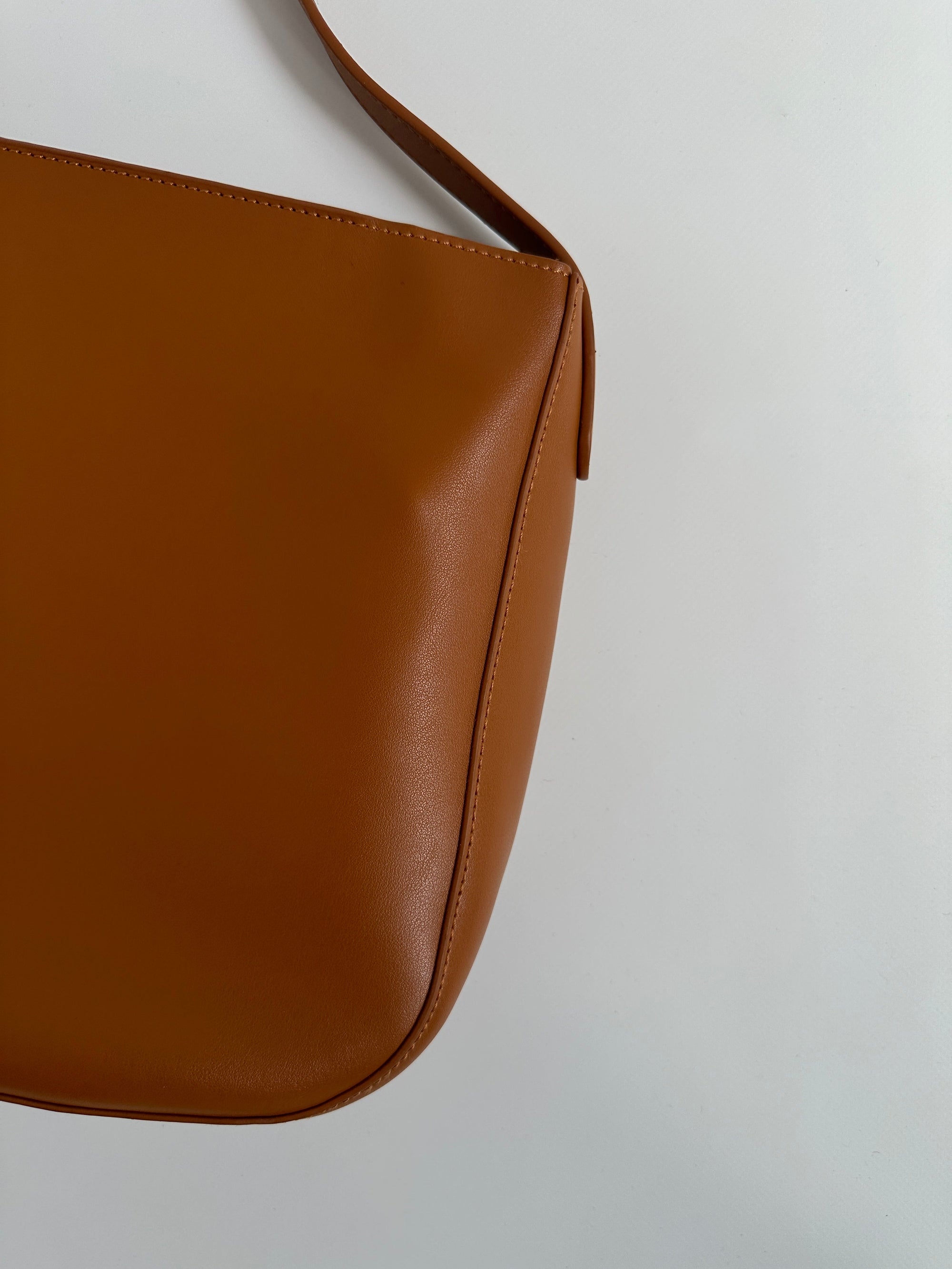 SAC IZZAC MARRON