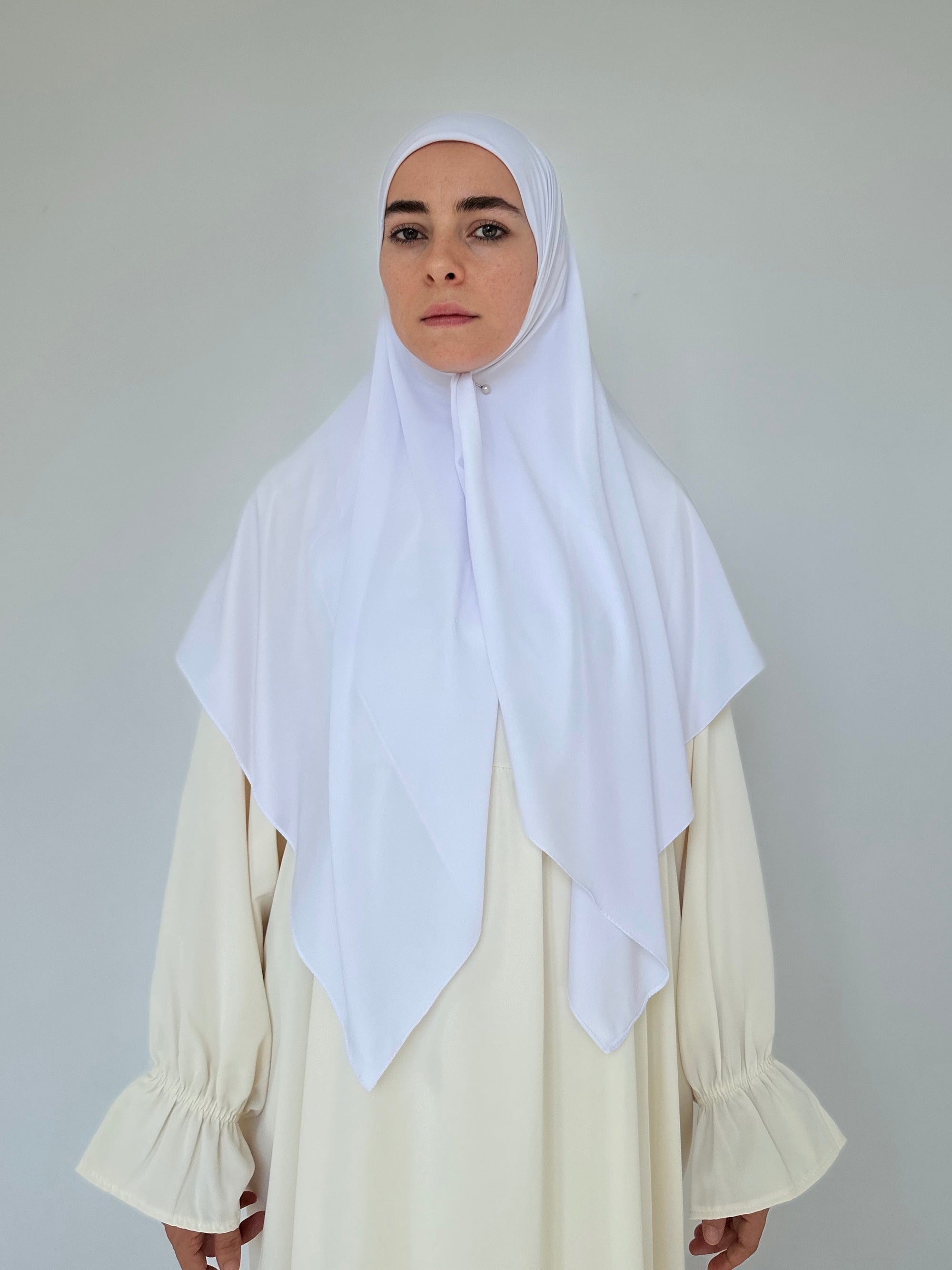 HIJAB CARRÉ JERSEY PLUME