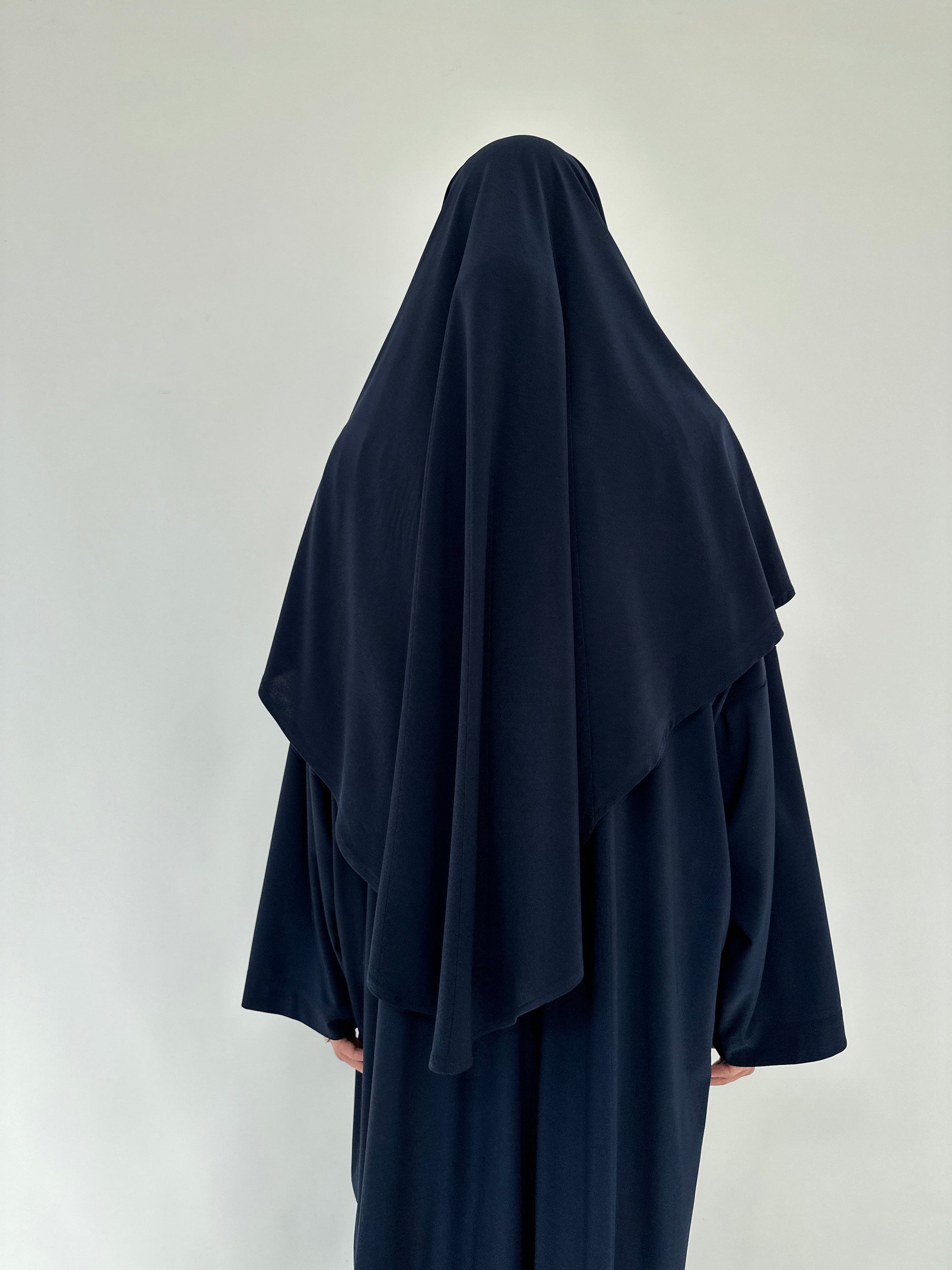ENSEMBLE NOUR EN JERSEY