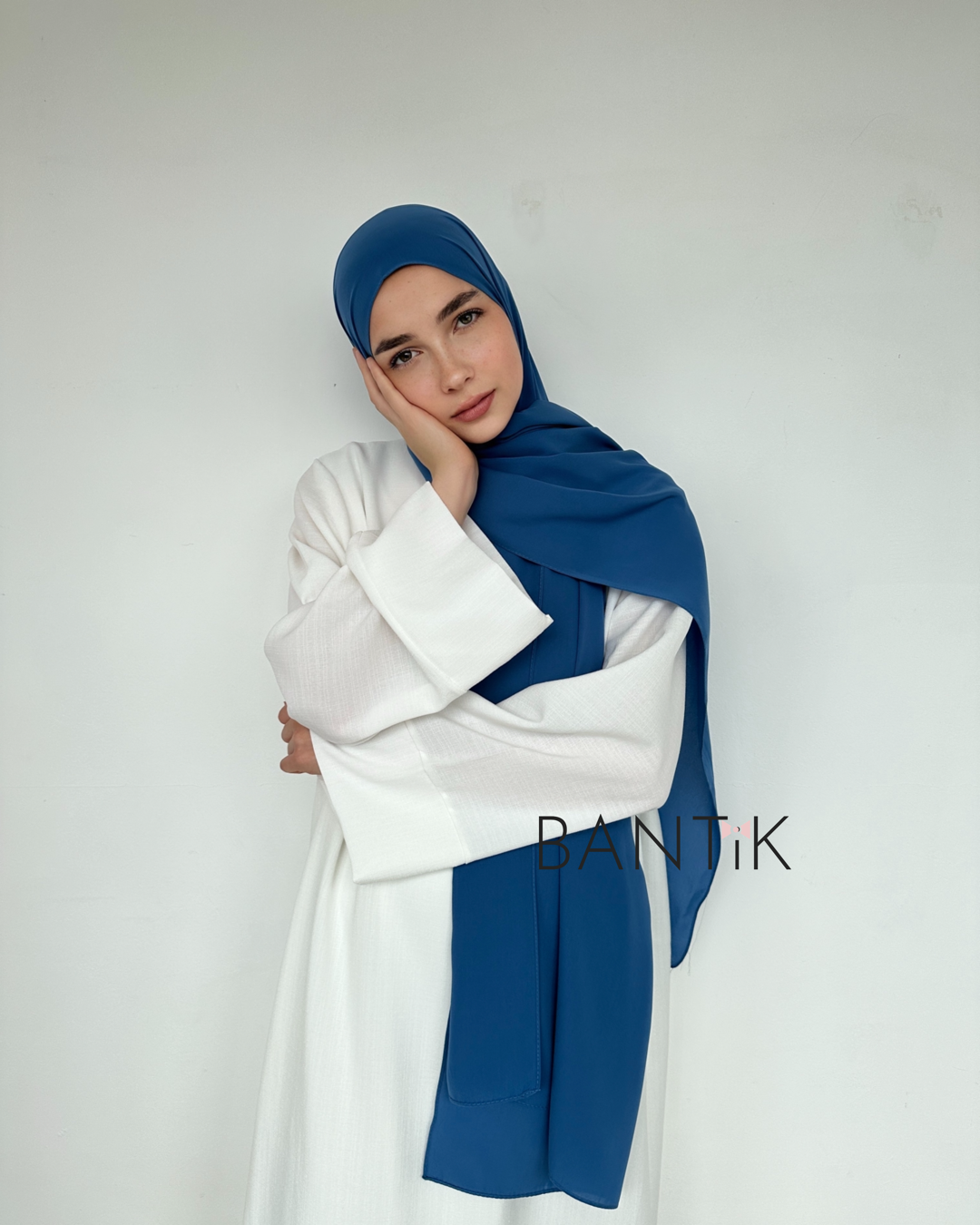 HIJAB SOIE DE MÈDINE BLEU