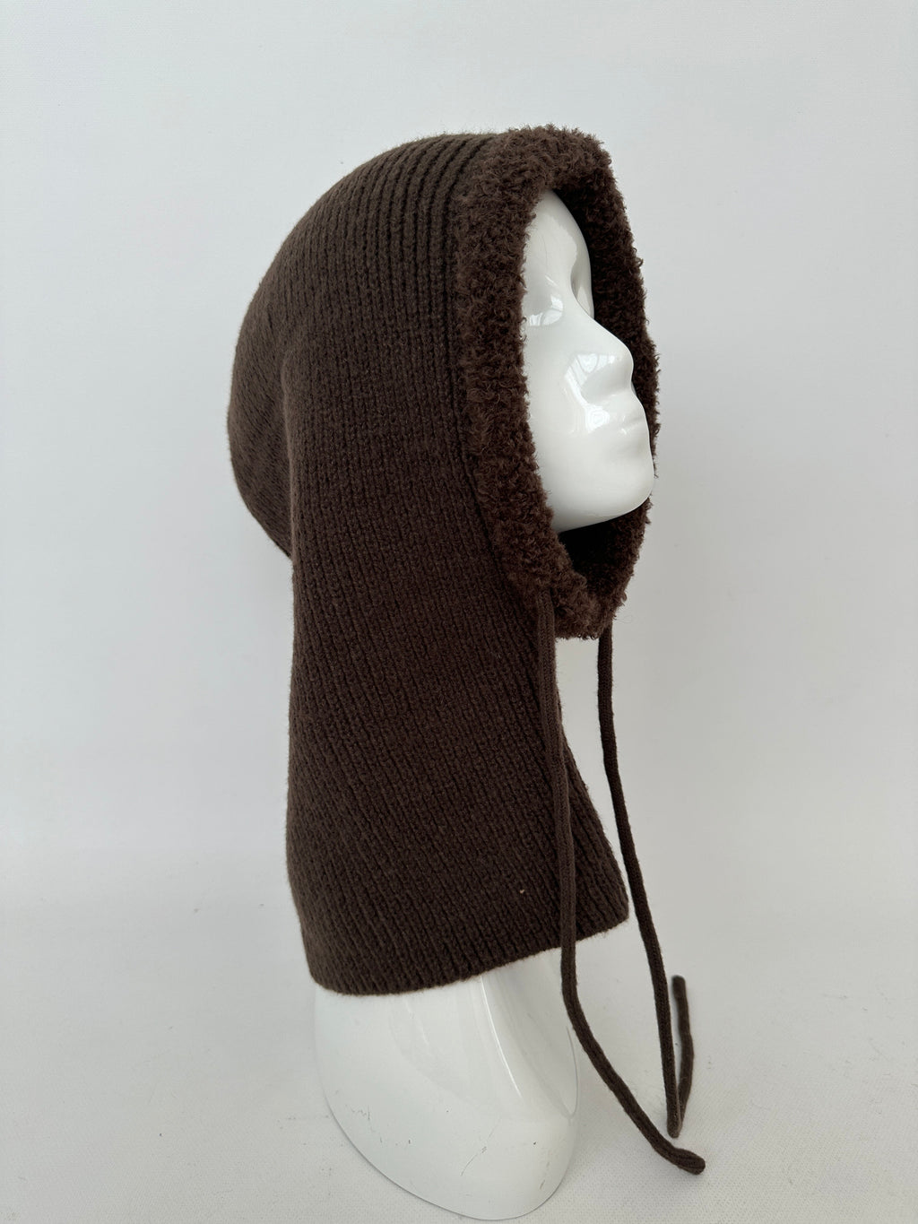 CAGOULE EN MAILLE CÔTELÉE CHOCOLAT