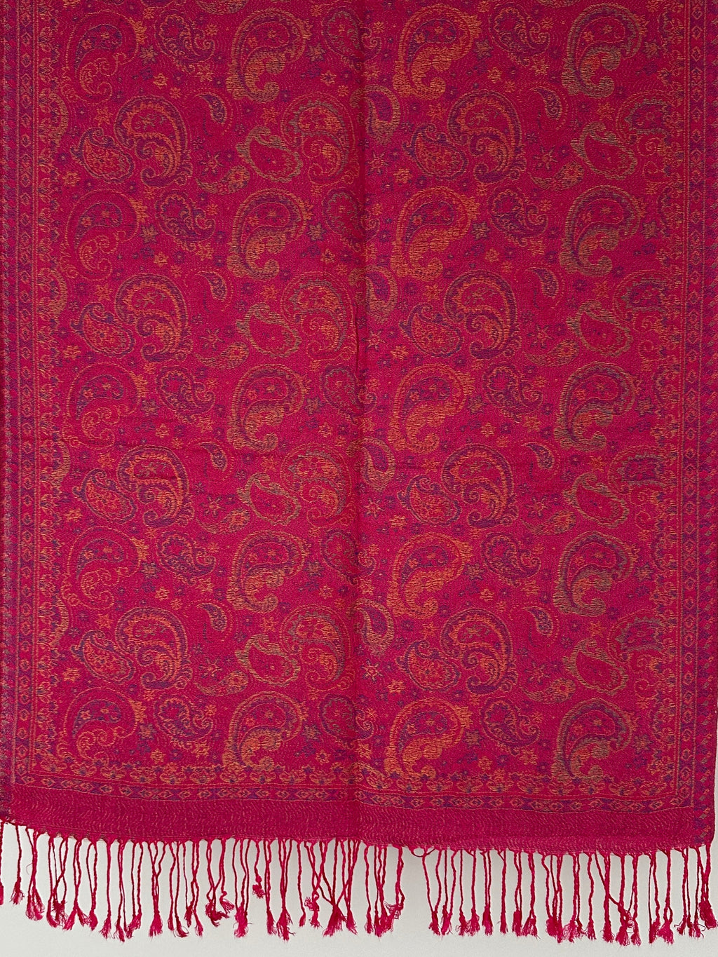PASHMINA À MOTIFS AVEC FRANGES