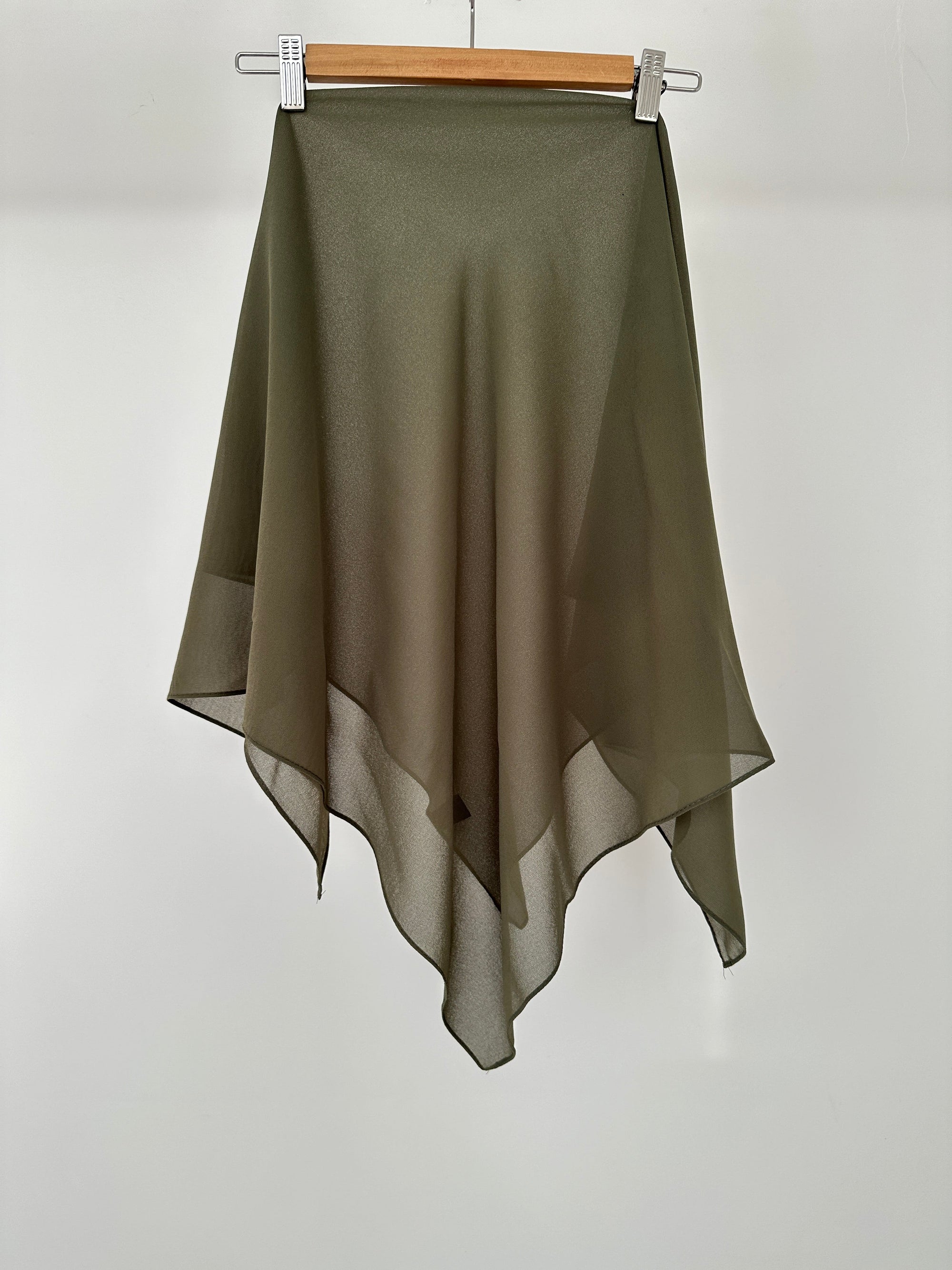 HIJAB CARRÉ EN MOUSSELINE KAKI