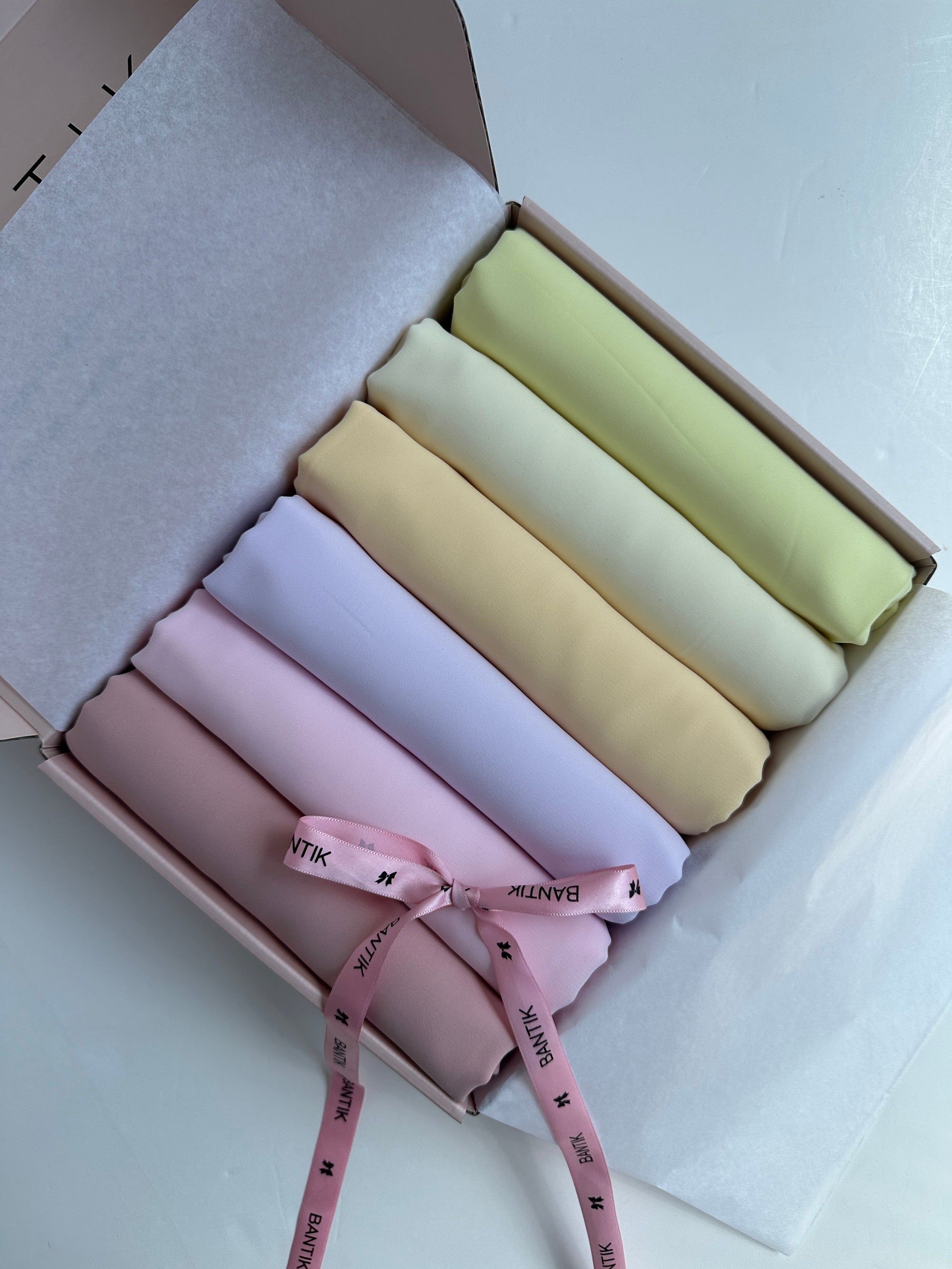 BOX 6 HIJABS SOIE DE MÈDINE