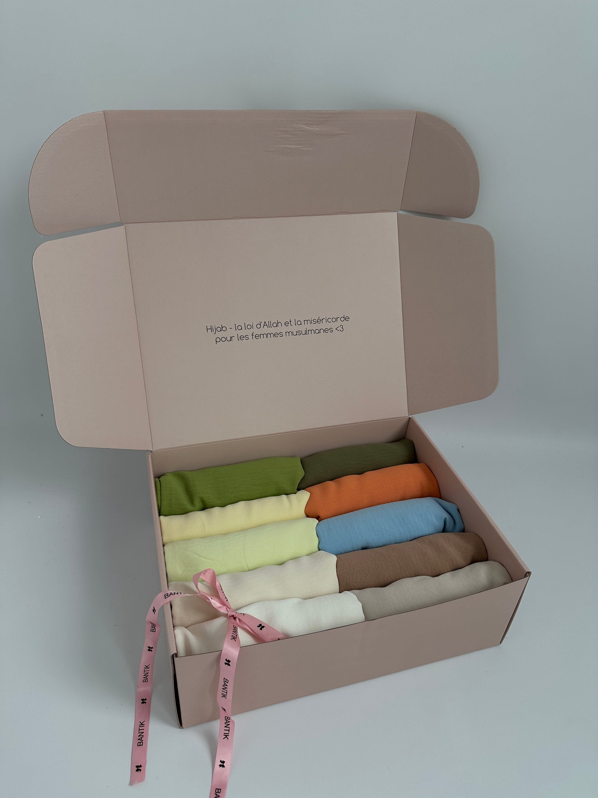 BOX DE 10 HIJABS CARRÉ JAZZ