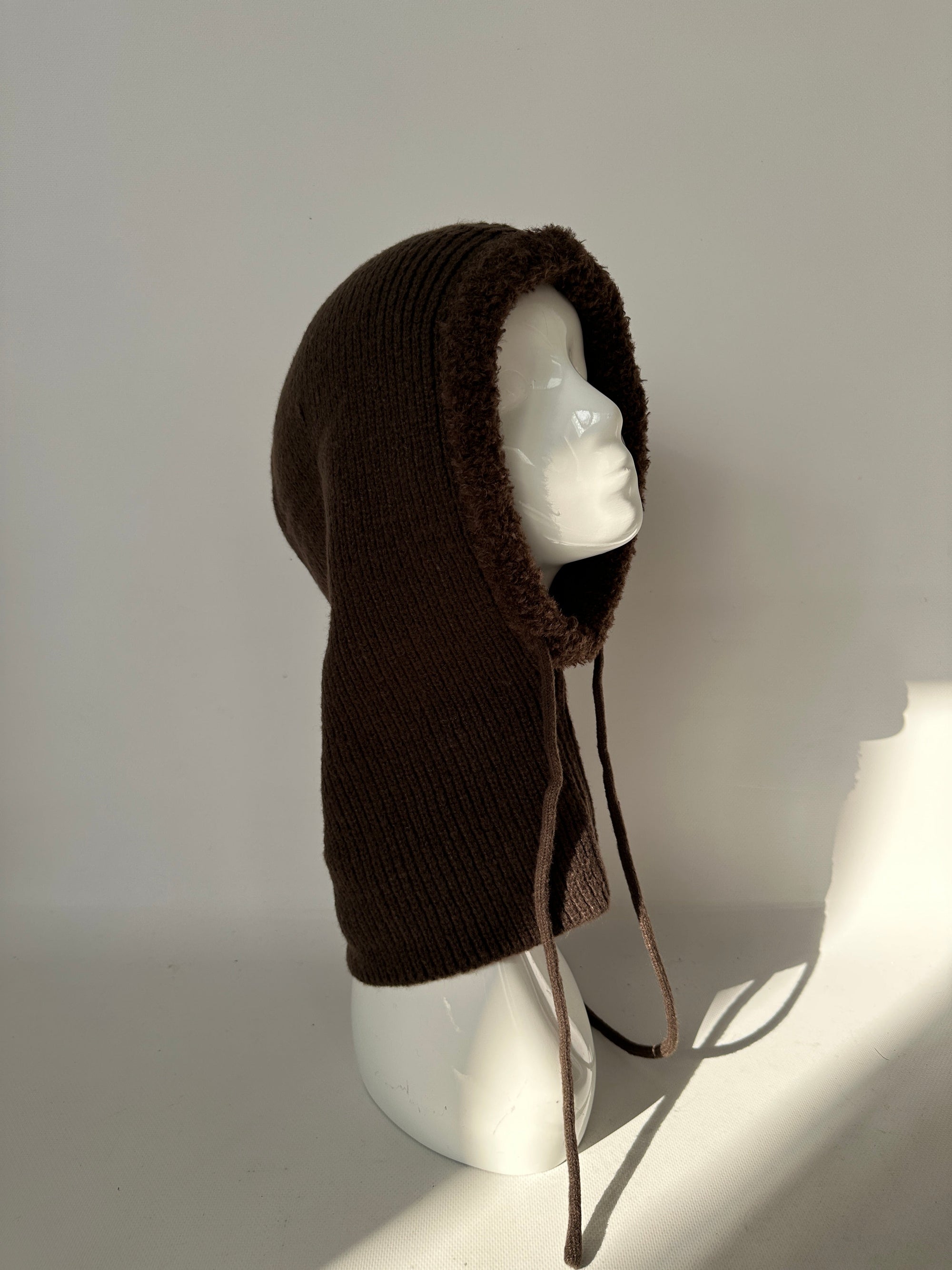CAGOULE EN MAILLE CÔTELÉE CHOCOLAT