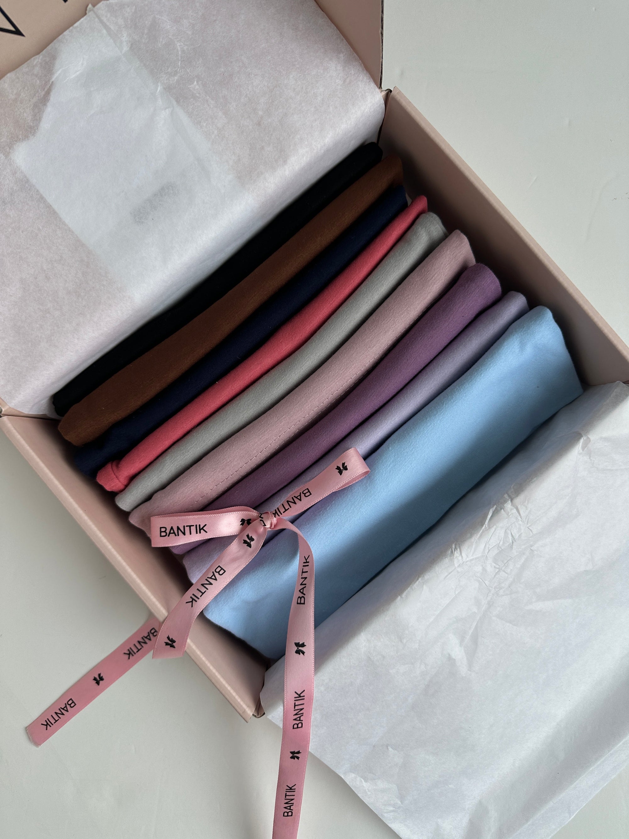 BOX HIJABS FERME