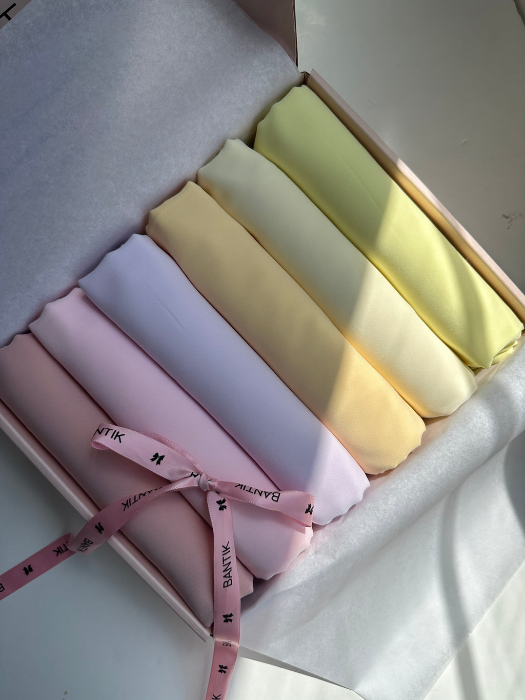 BOX 6 HIJABS SOIE DE MÈDINE