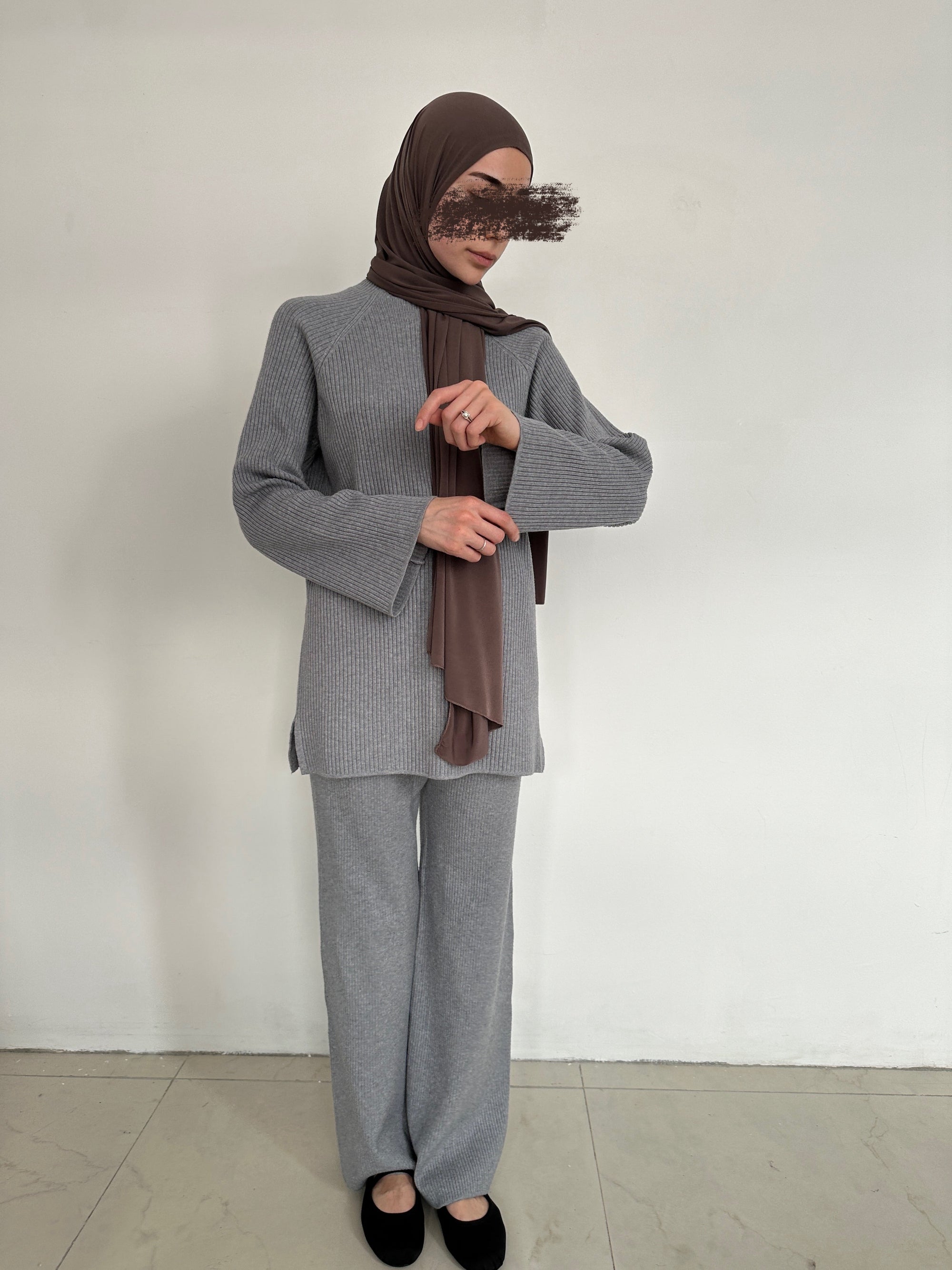 ENSEMBLE DEUX PIÈCES GRIS
