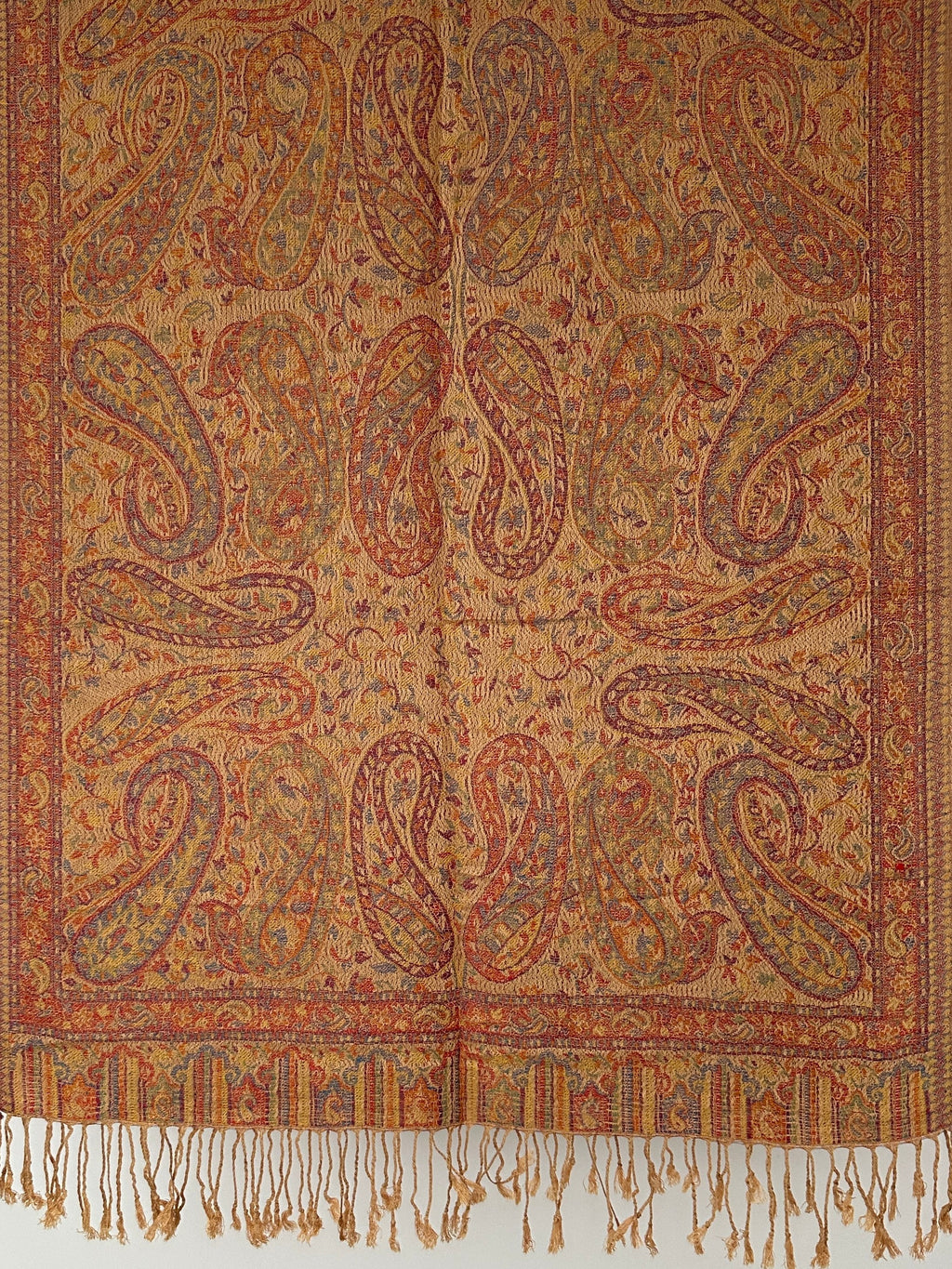 PASHMINA À MOTIFS AVEC FRANGES