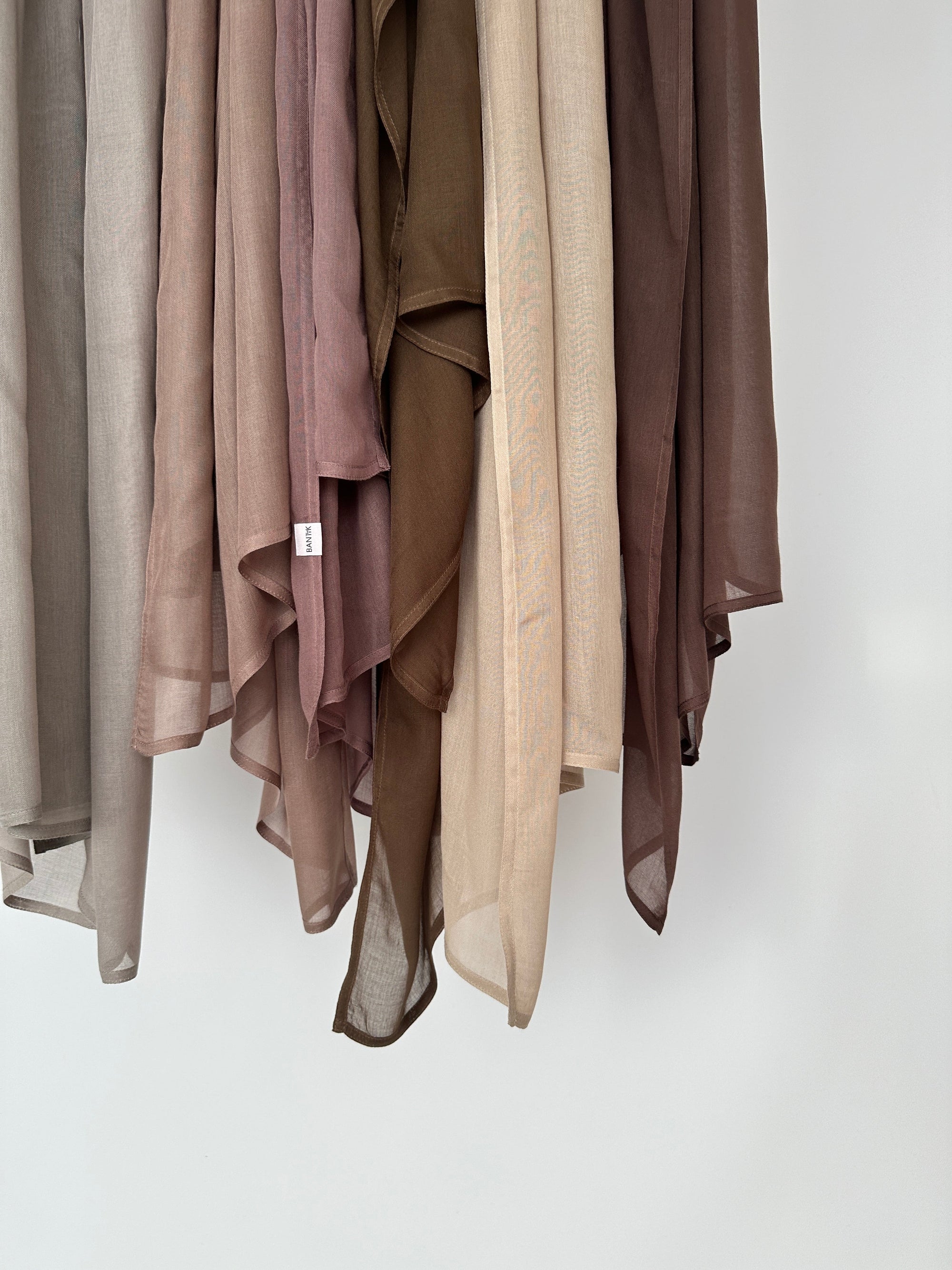 BOX 5 HIJABS MODAL