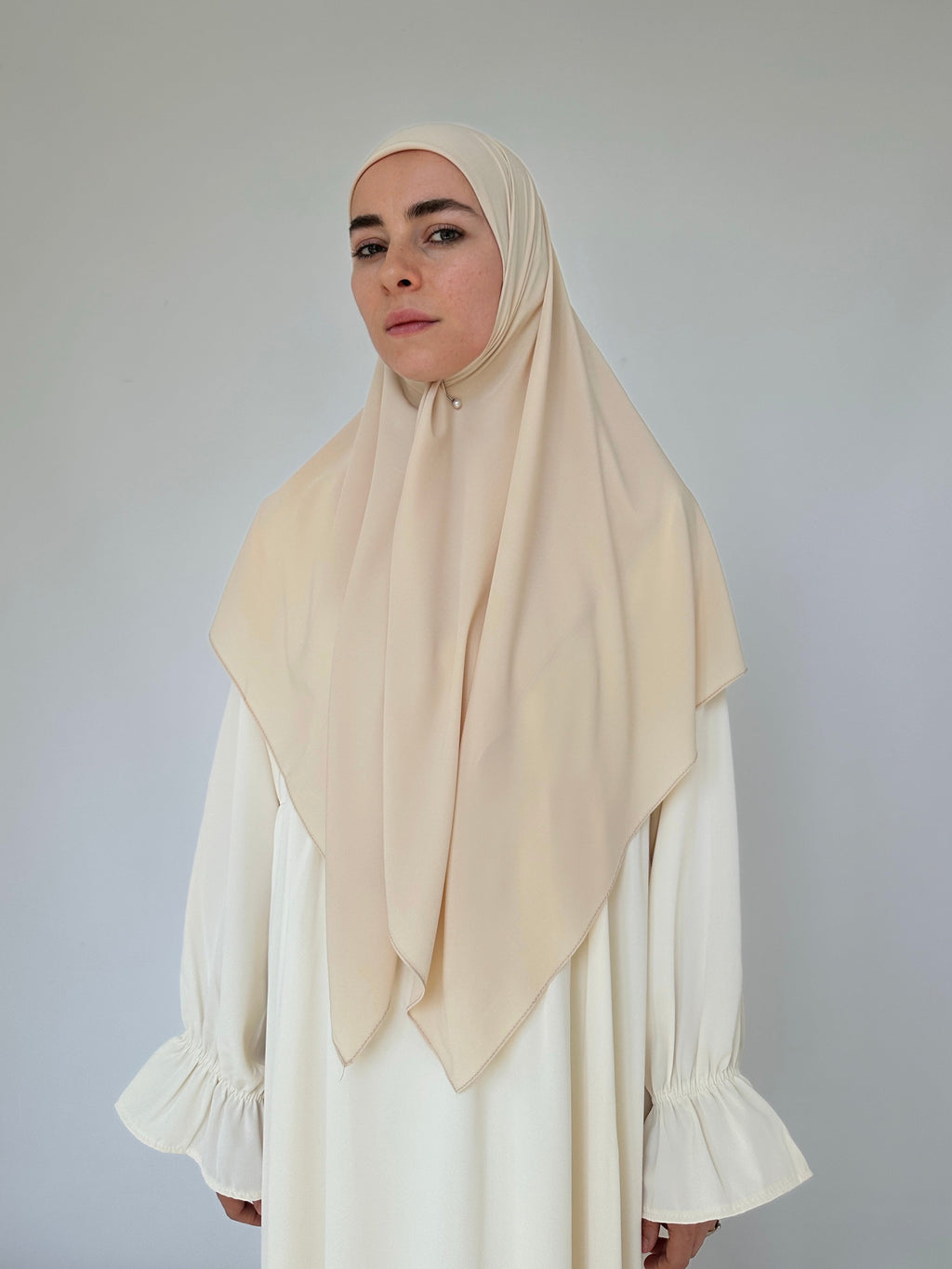 HIJAB CARRÉ JERSEY PLUME