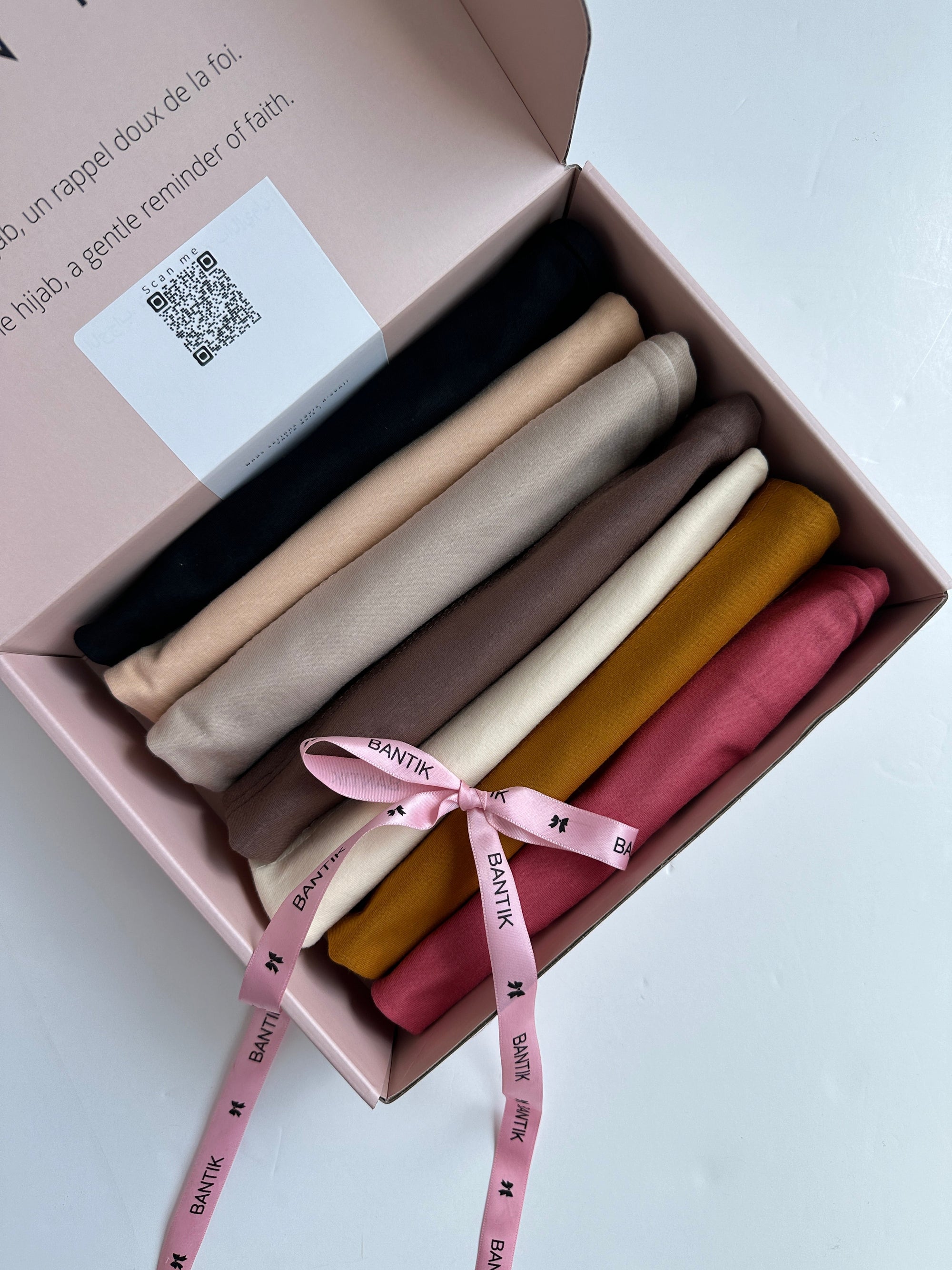 BOX BONNETS FERME