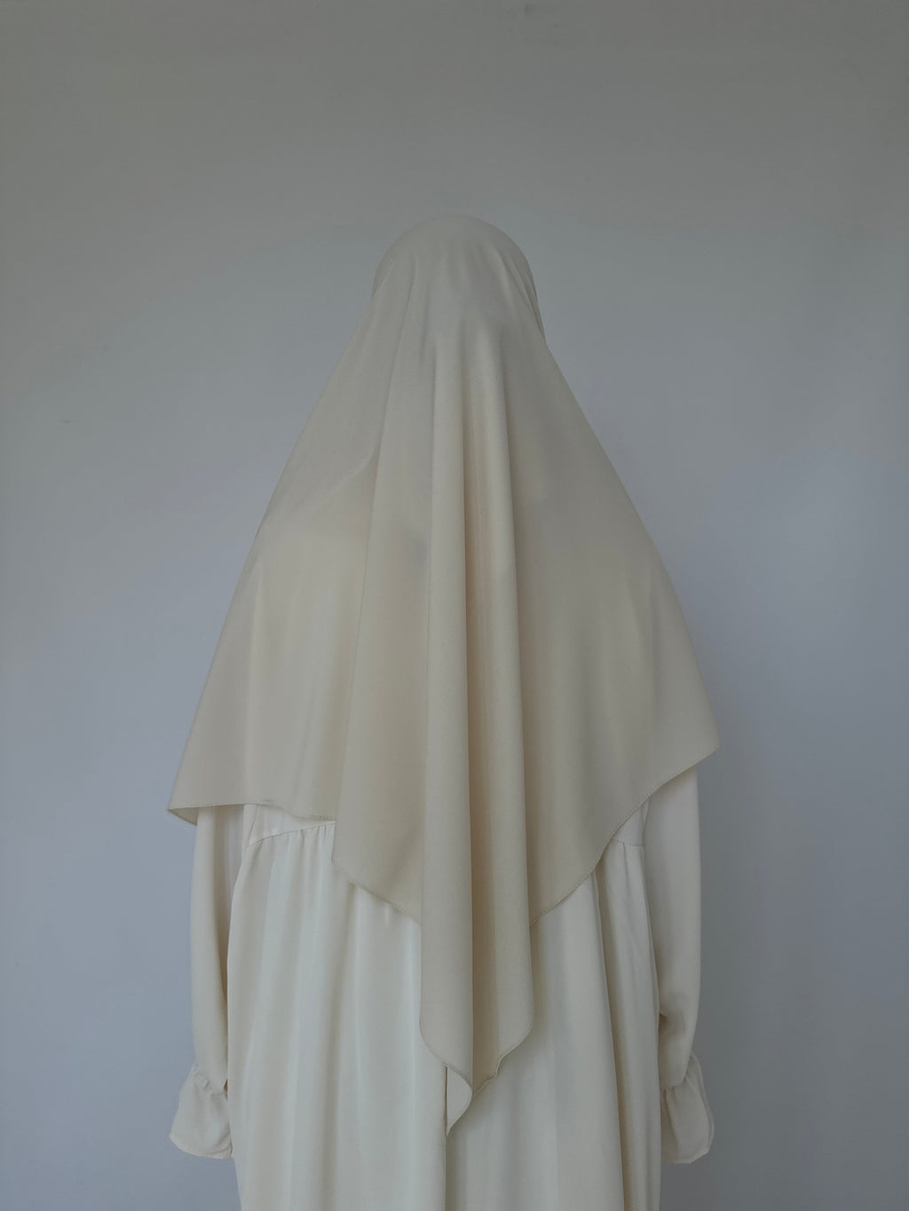 HIJAB CARRÉ JERSEY PLUME