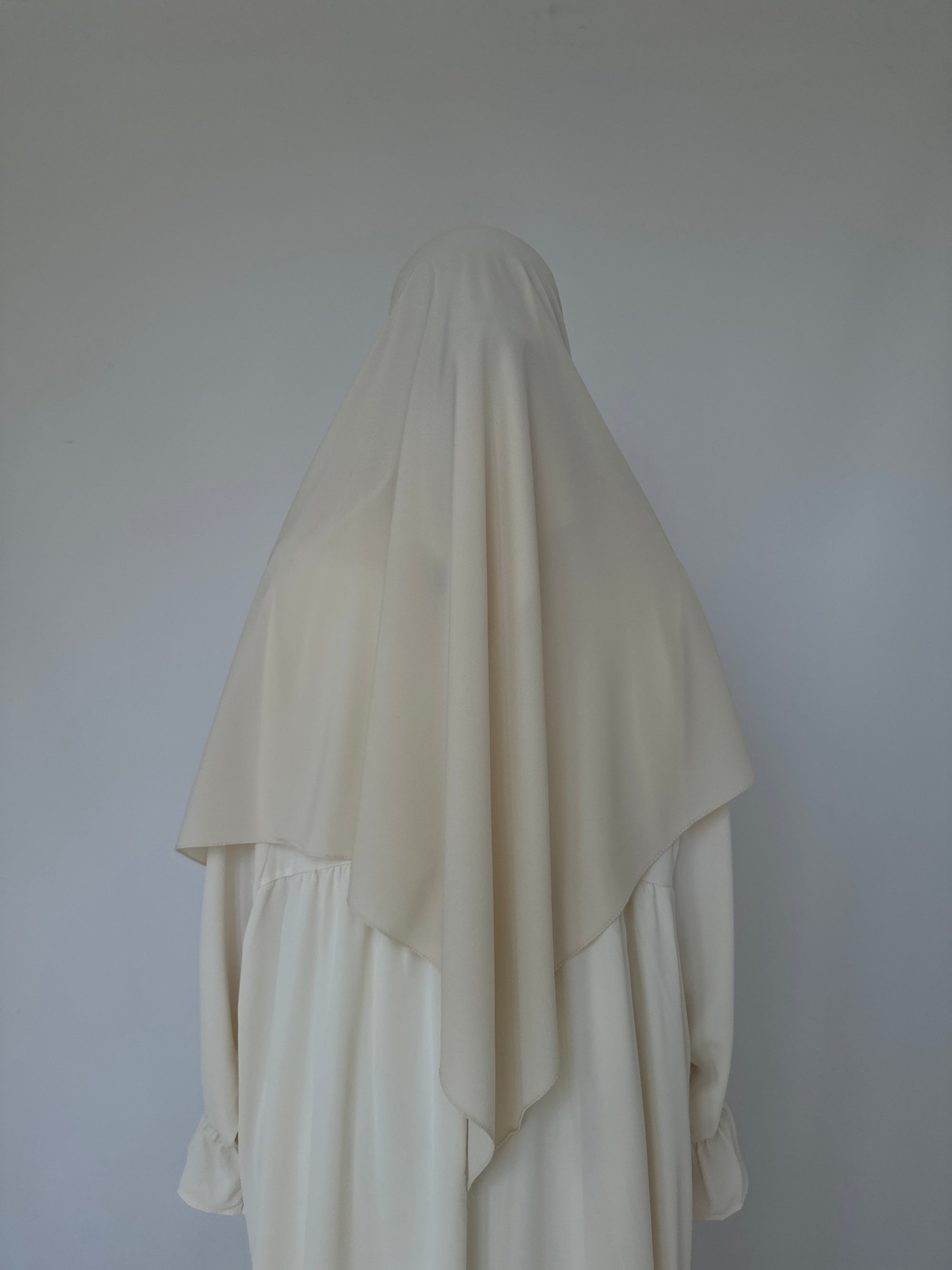 HIJAB CARRÉ JERSEY PLUME