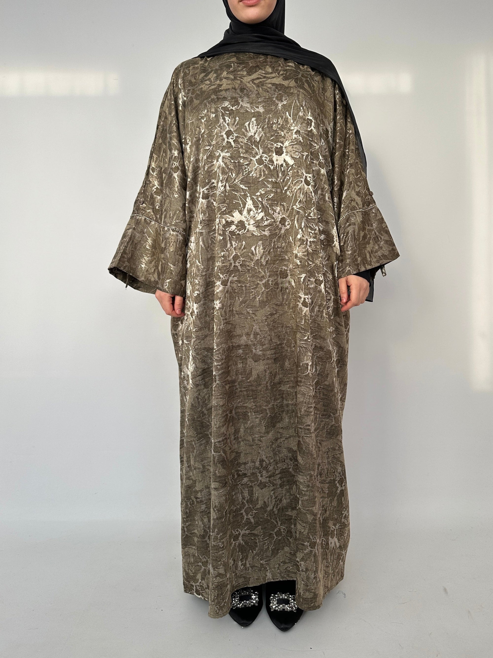 ABAYA LARGE ÉLÉGANTE