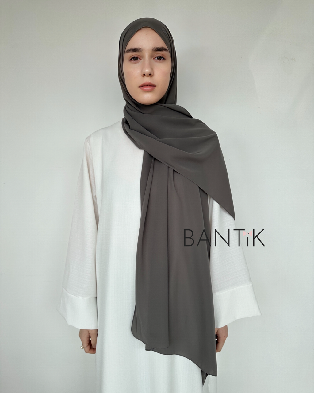HIJAB SOIE DE MÈDINE GRIS FONCÉ