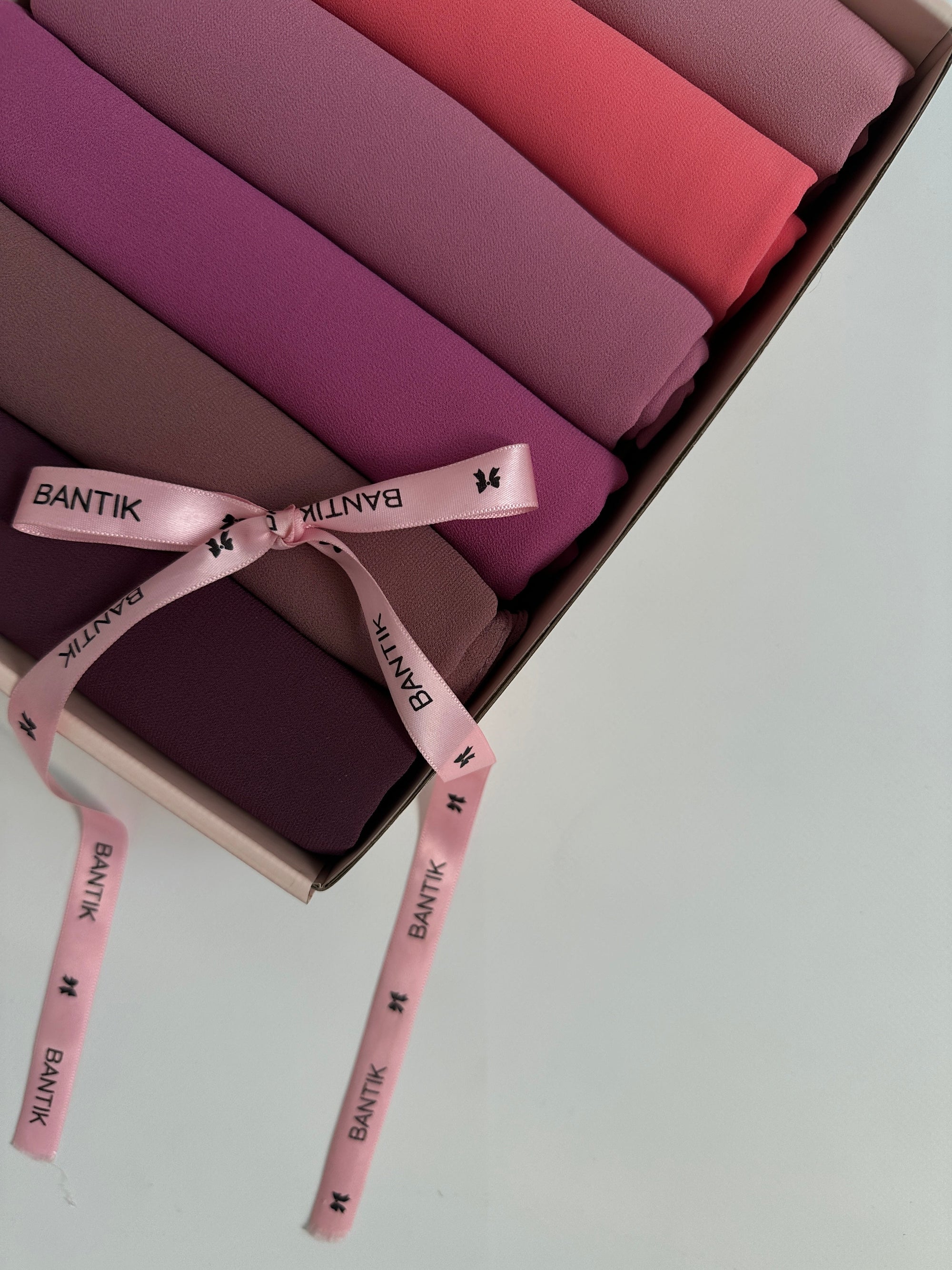 BOX DE 6 HIJABS EN MOUSSELINE