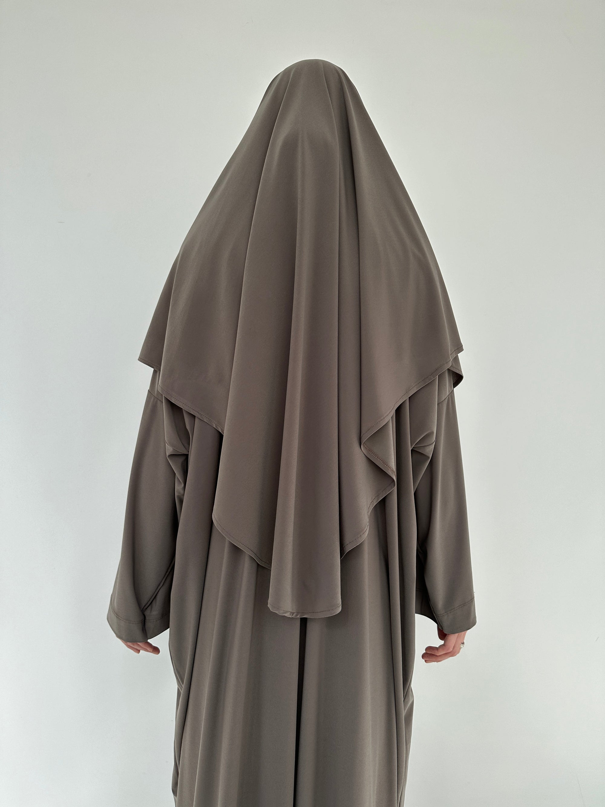 ENSEMBLE NOUR EN JERSEY