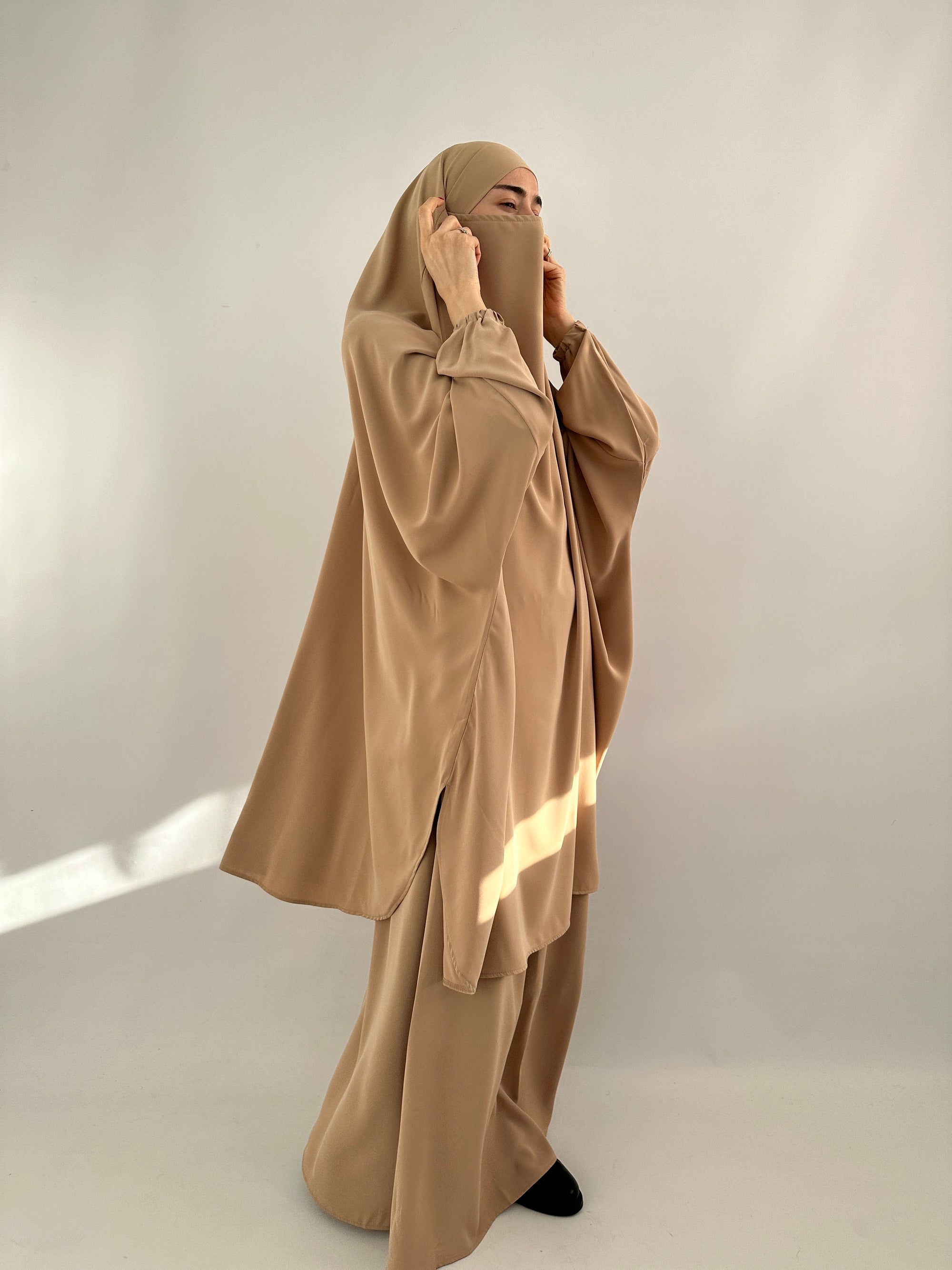 JILBEB DEUX PIÈCES SOIE DE MÈDINE BEIGE