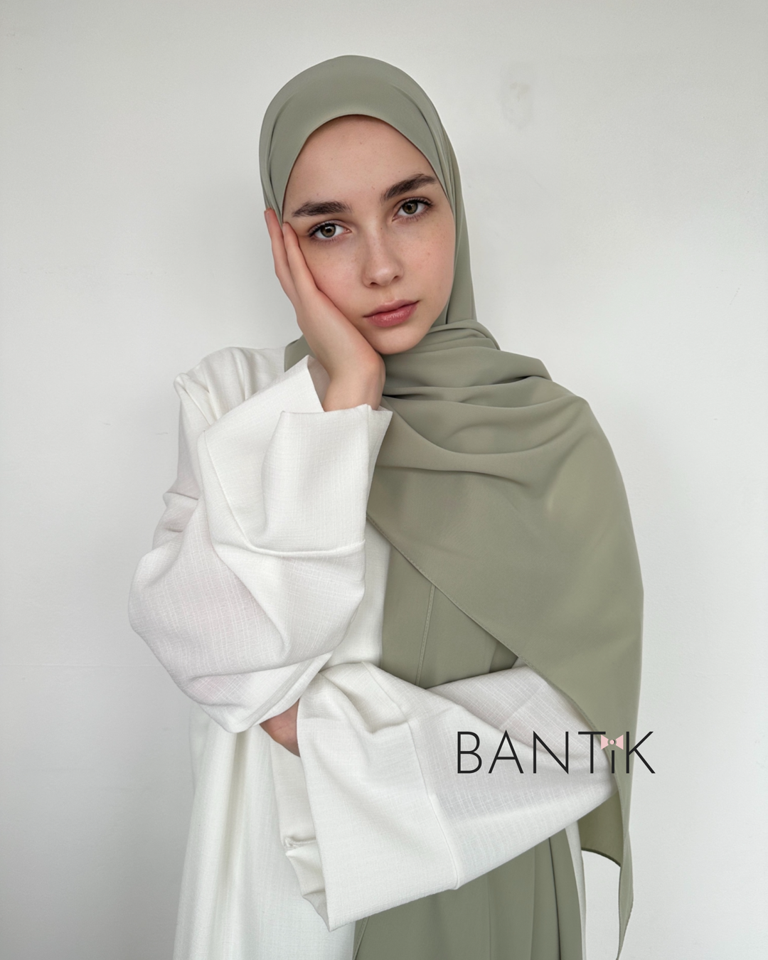 HIJAB SOIE DE MÈDINE VERT DE GRIS