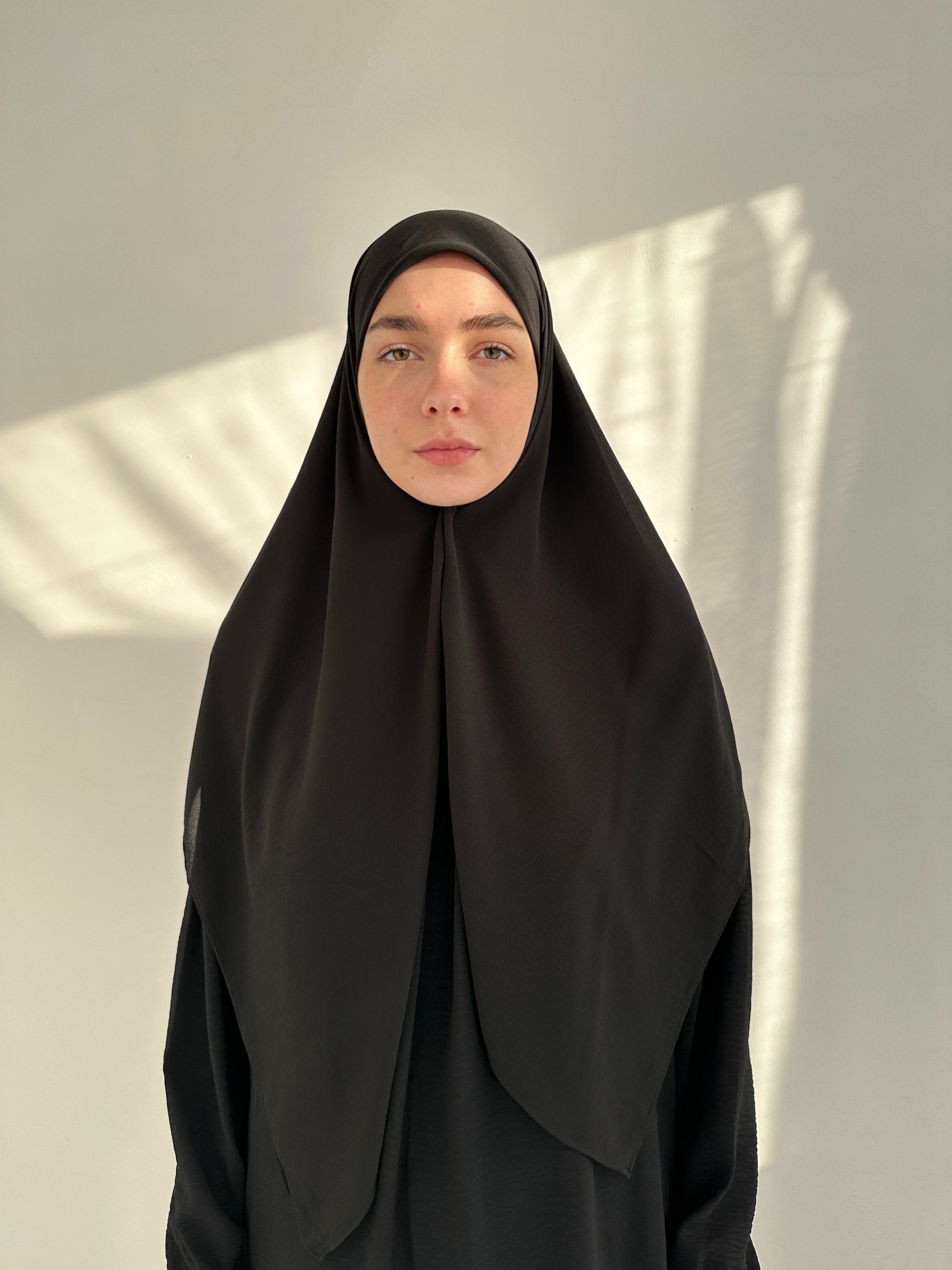 HIJAB CARRÉ EN MOUSSELINE NOIR