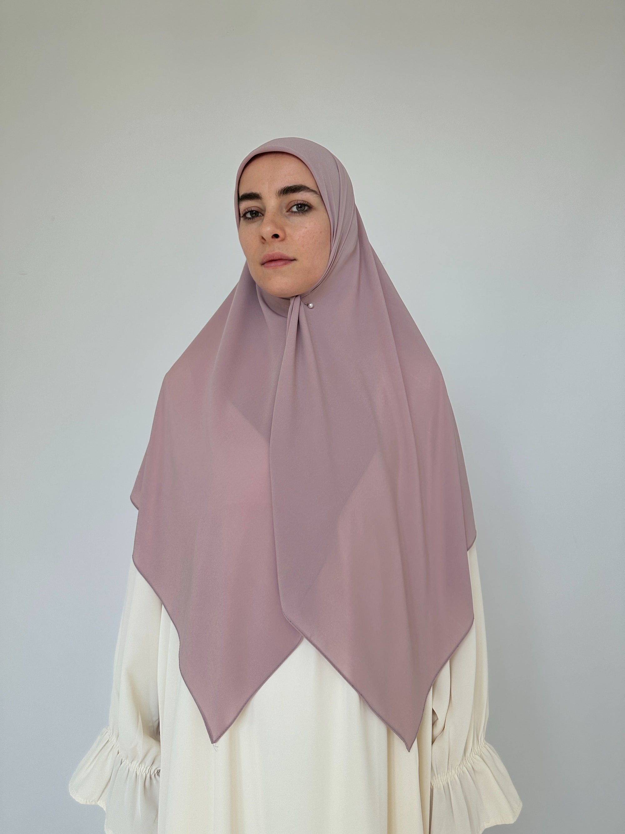 HIJAB CARRÉ JERSEY PLUME