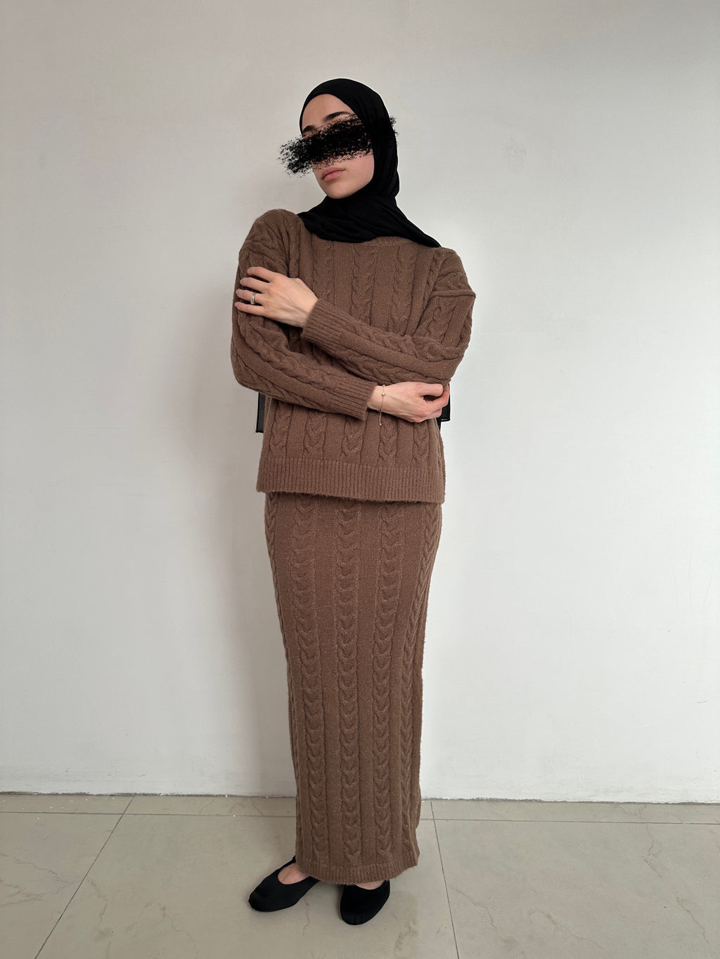 ENSEMBLE JUPE ET PULL CARAMEL
