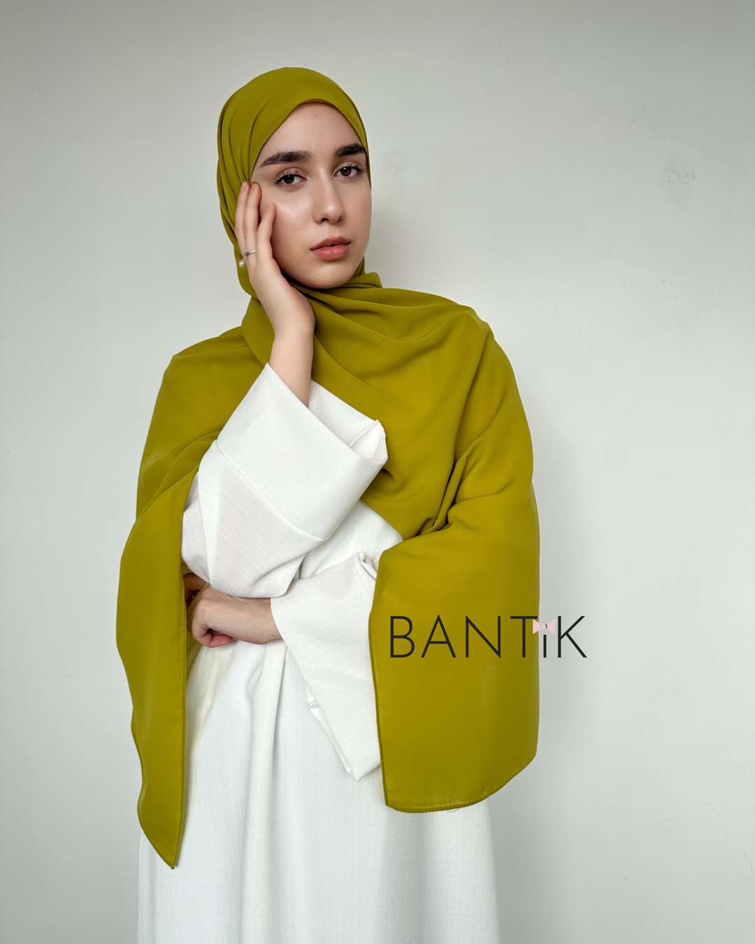 HIJAB SOIE DE MÈDINE VERT OLIVE