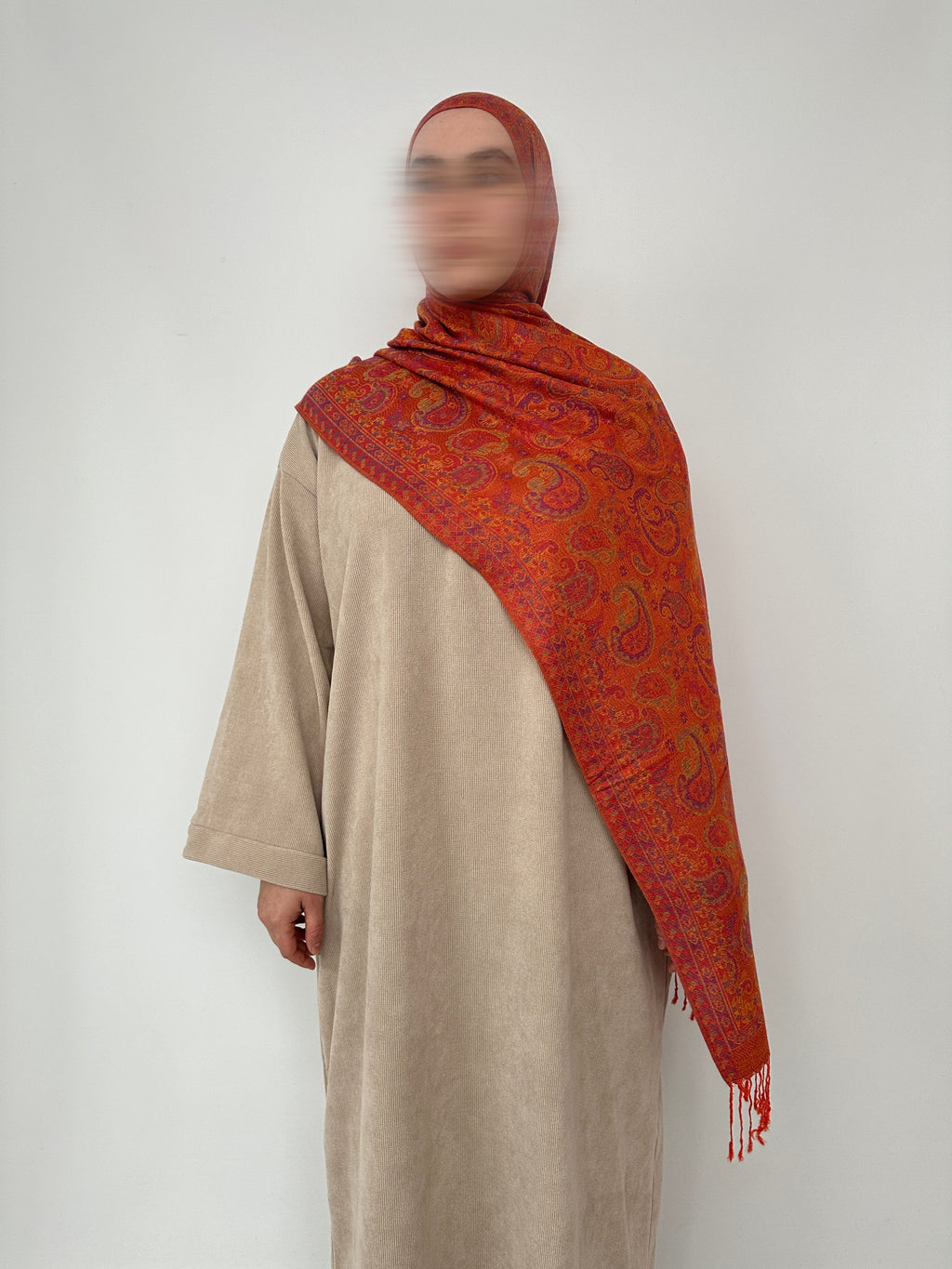 PASHMINA À MOTIFS AVEC FRANGES