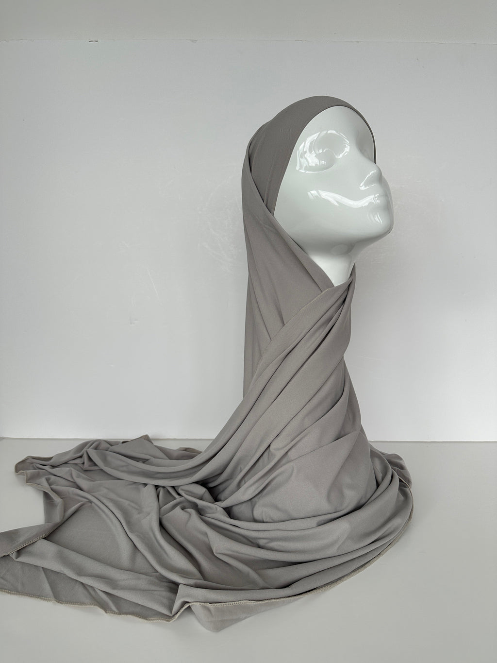 BOX 4 HIJABS JERSEY PREMIUM XL À NOUER