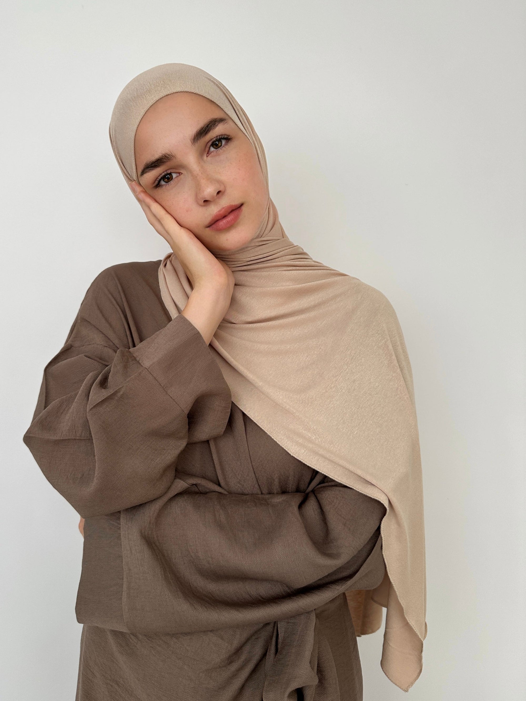 HIJAB JERSEY Â ENFILER BEIGE