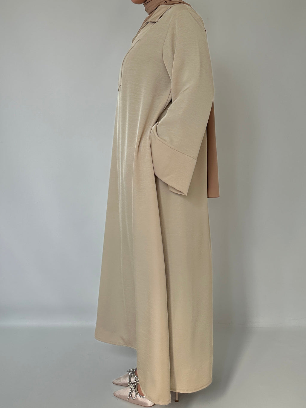 ABAYA AURA BEIGE